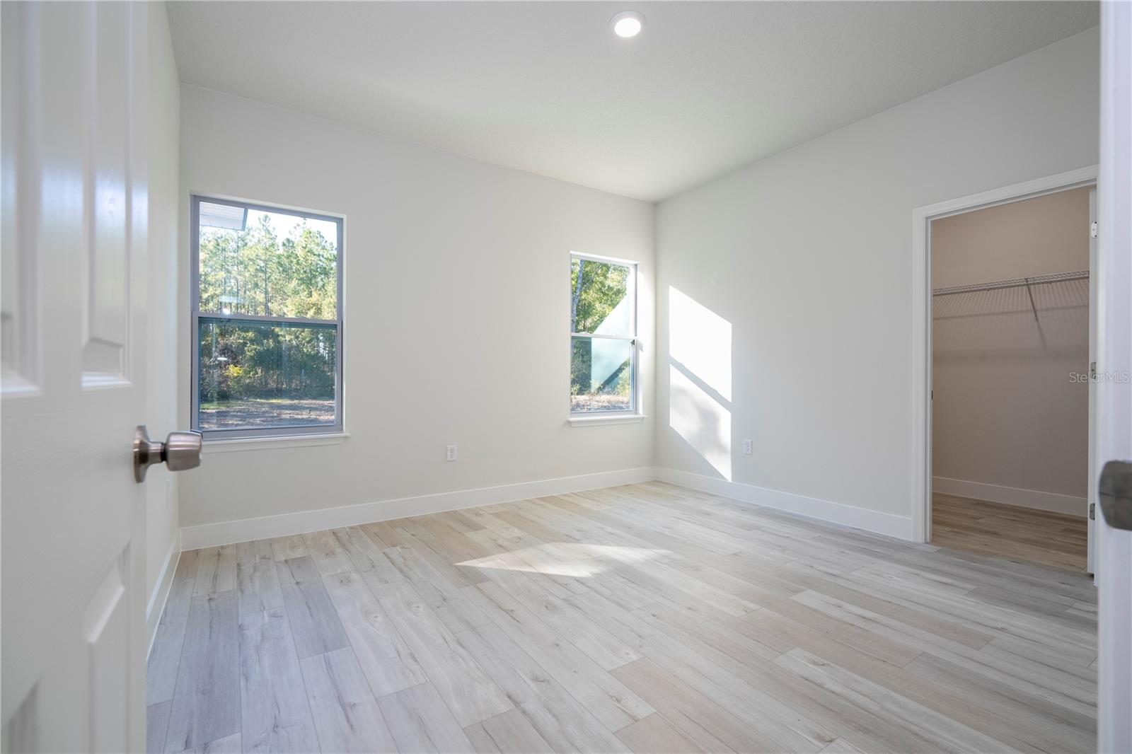 6 MALAUKA PASS, OCKLAWAHA, FL, 32179