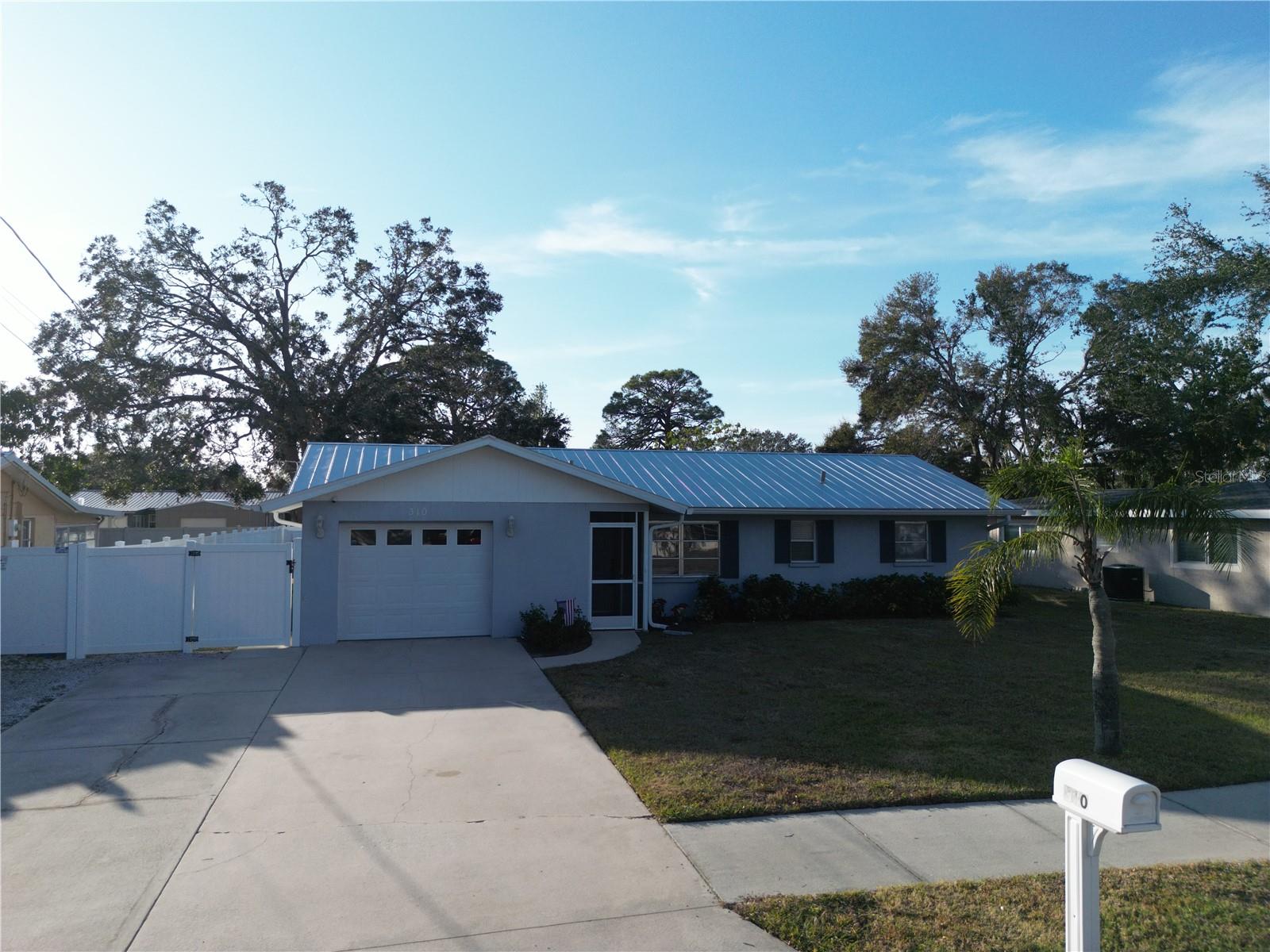 310 PARKLAND AVE, SARASOTA, FL, 34232