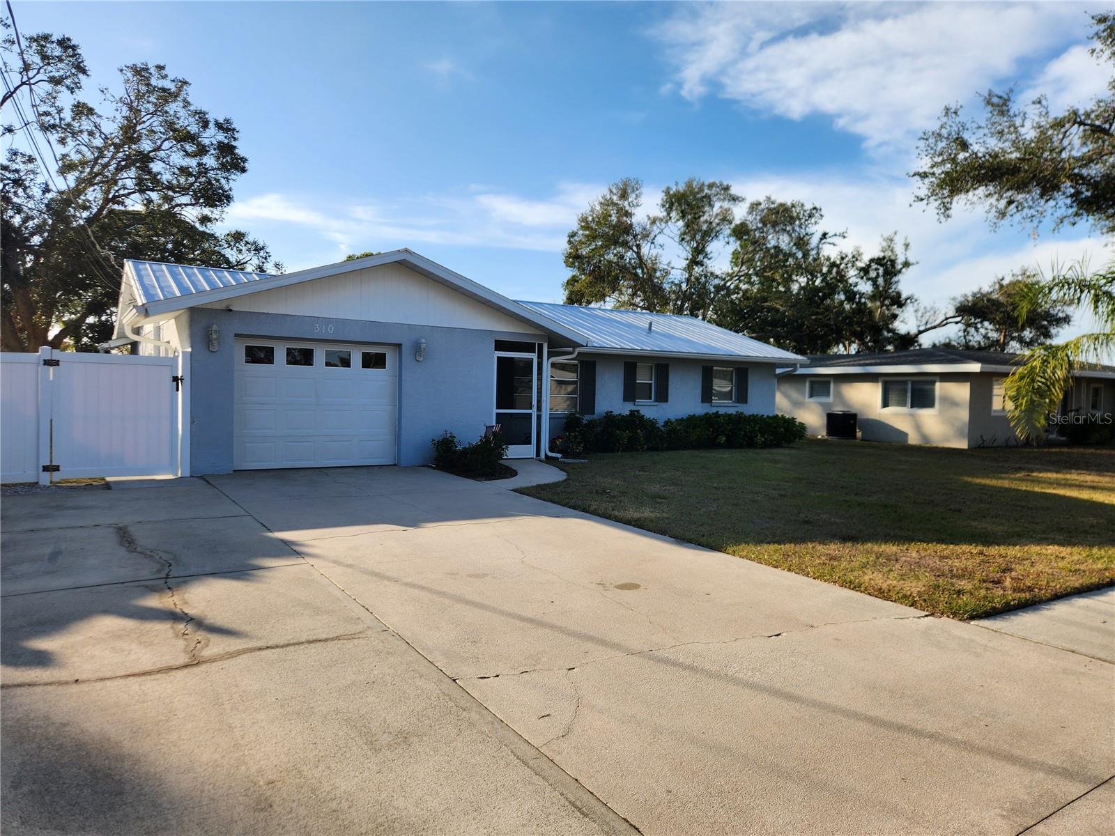 310 PARKLAND AVE, SARASOTA, FL, 34232
