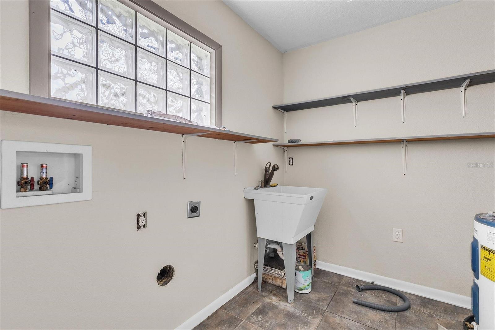 1350 PALM DR, MOUNT DORA, FL, 32757