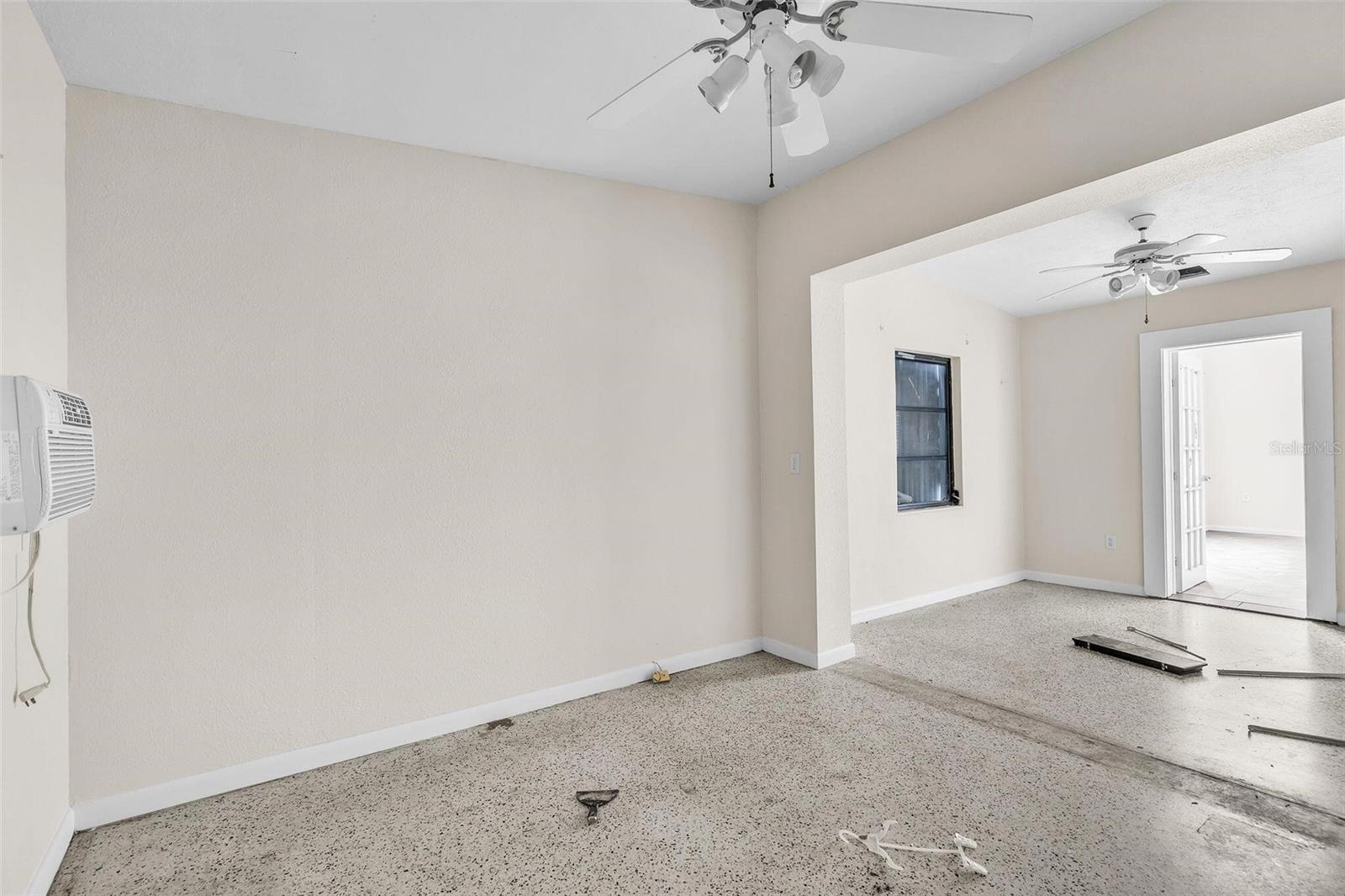 1350 PALM DR, MOUNT DORA, FL, 32757