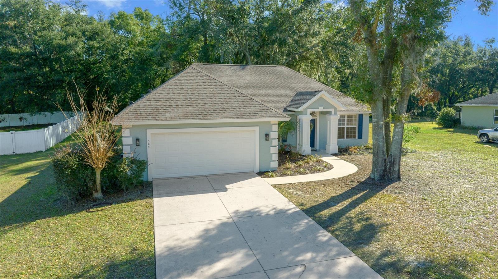 302 BROOKSTONE LN, FRUITLAND PARK, FL, 34731
