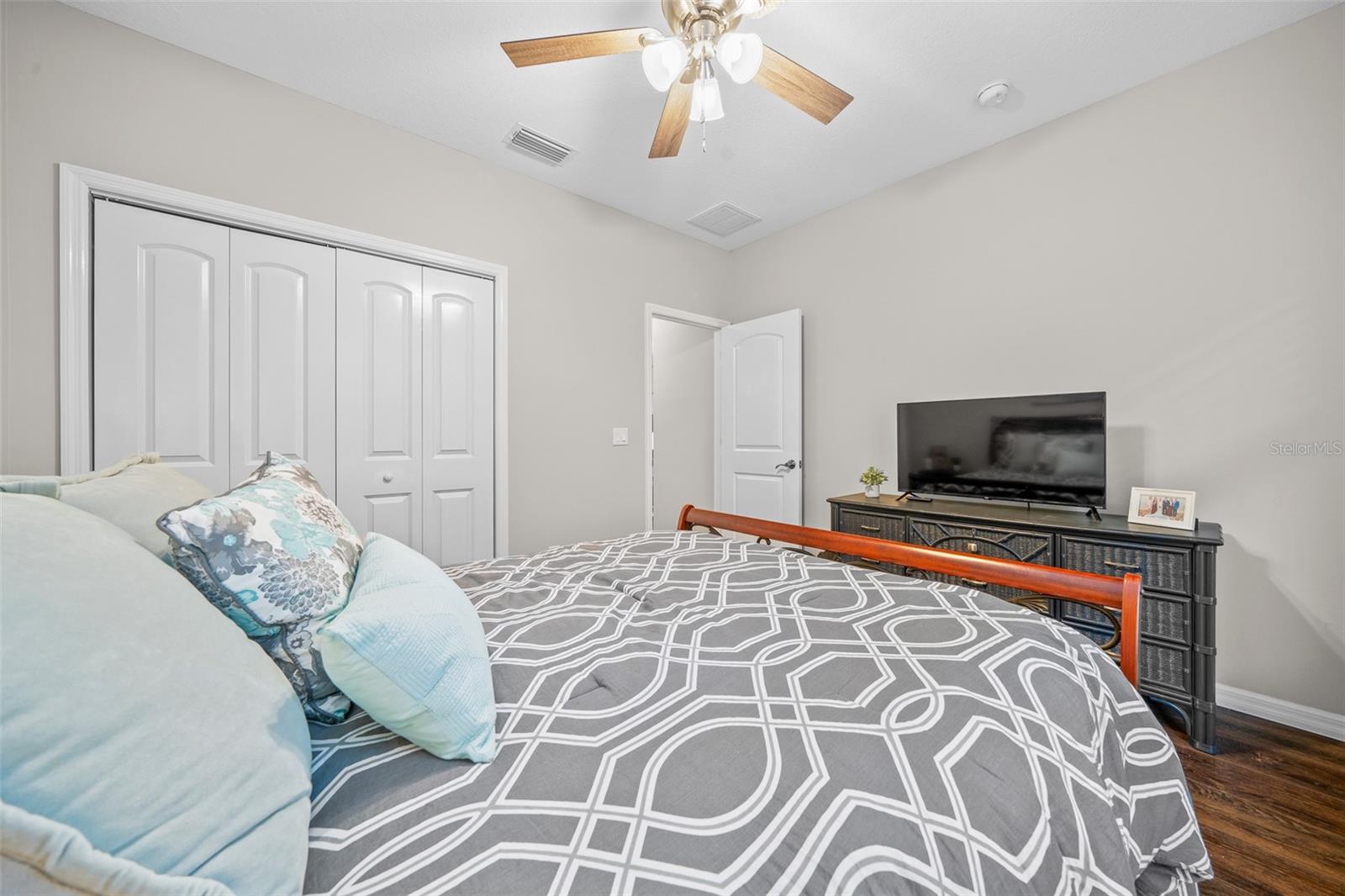 302 BROOKSTONE LN, FRUITLAND PARK, FL, 34731