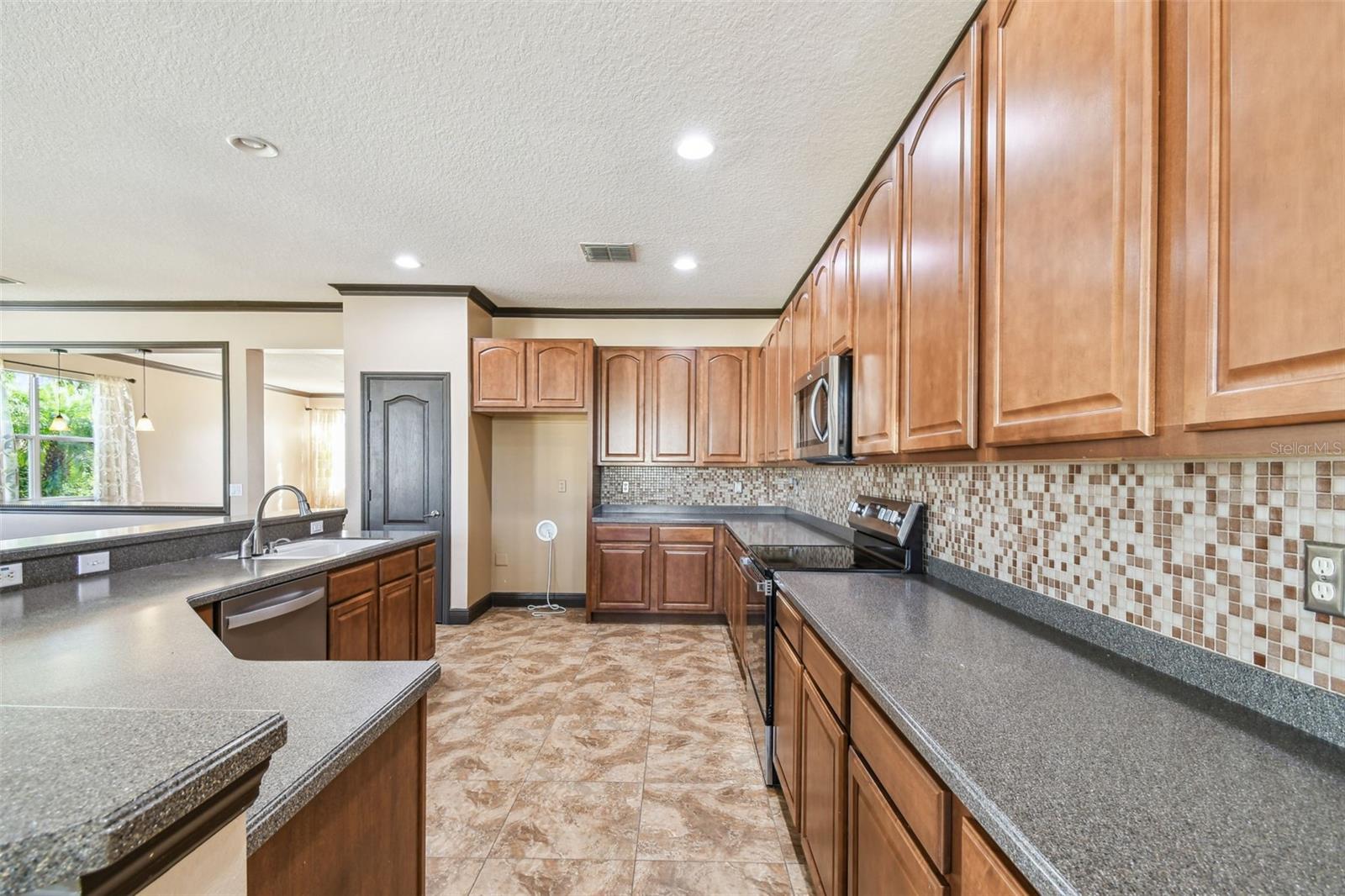 734 RAINFALL DR, WINTER GARDEN, FL, 34787