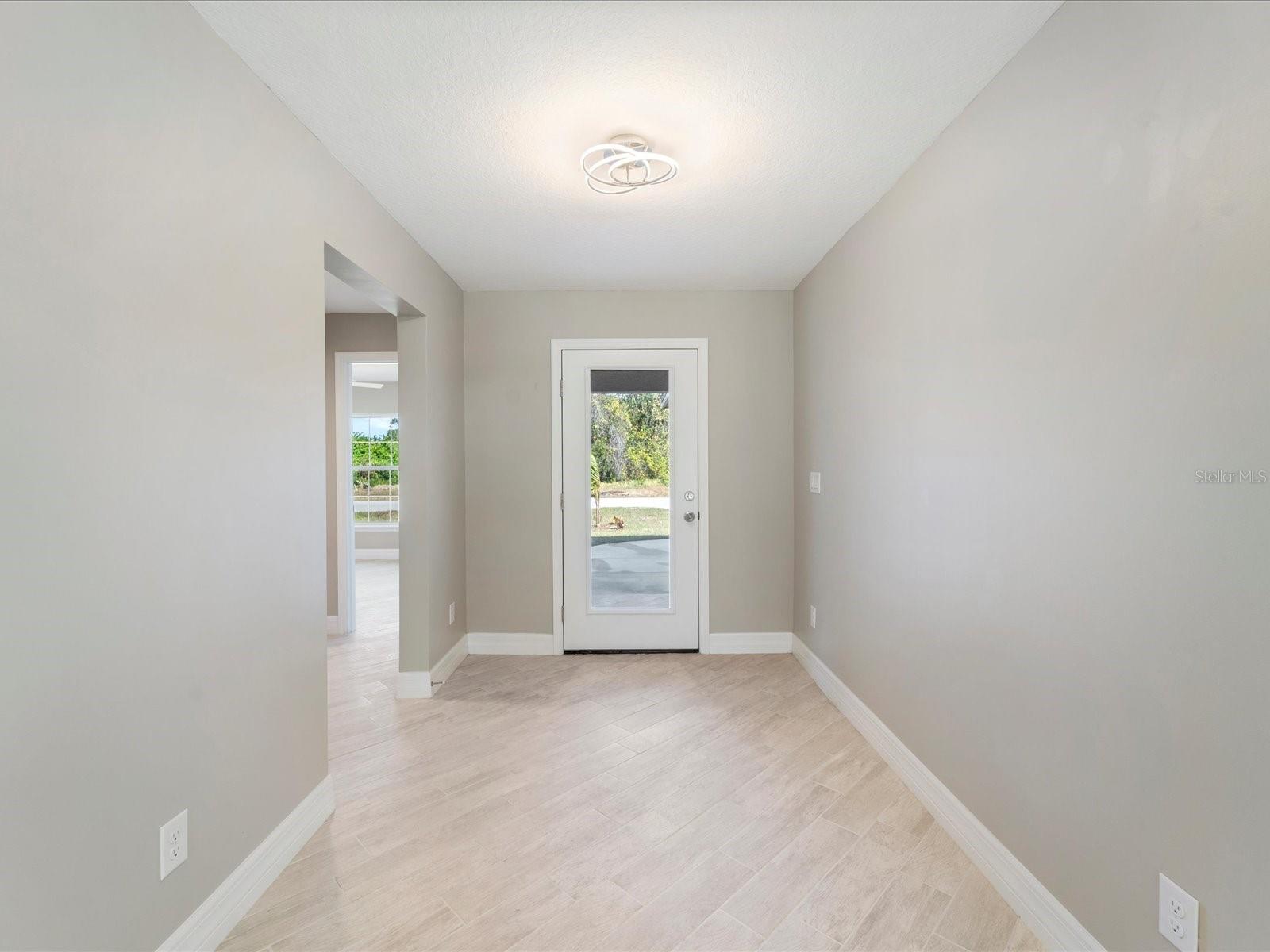 509 SUNSET RD N, ROTONDA WEST, FL, 33947