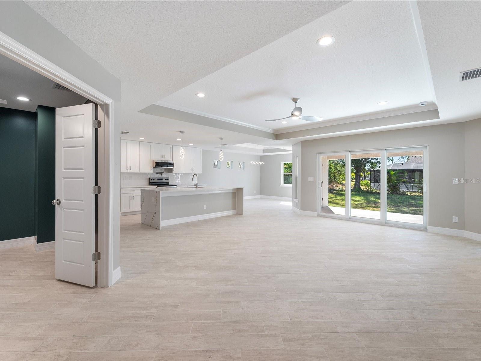 509 SUNSET RD N, ROTONDA WEST, FL, 33947