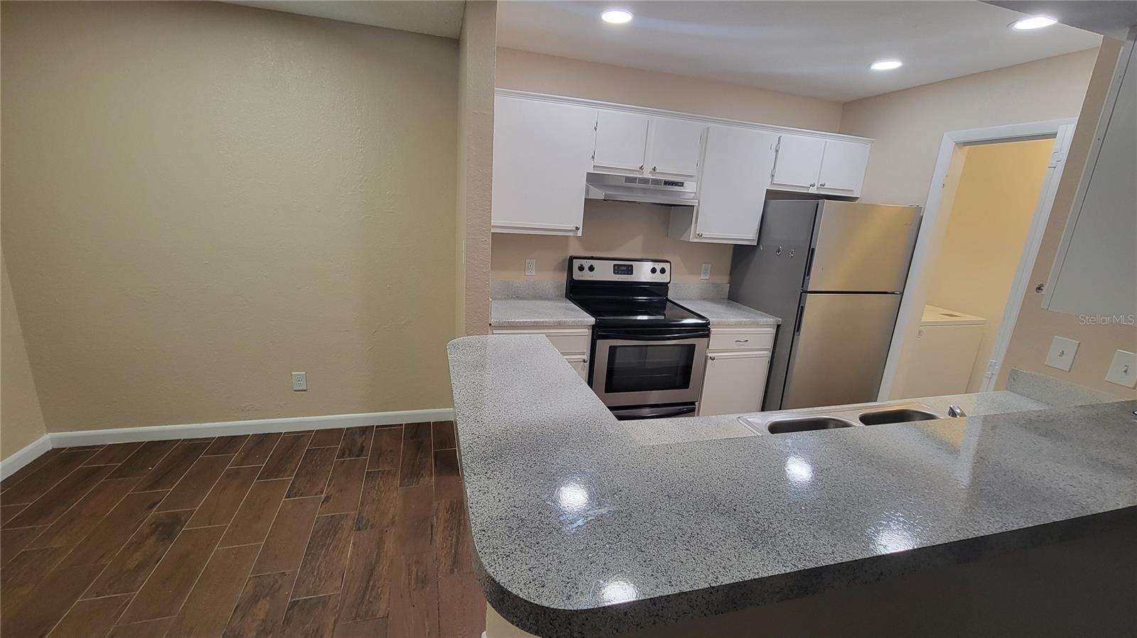 5600 DEVONBRIAR WAY #N202, ORLANDO, FL, 32822