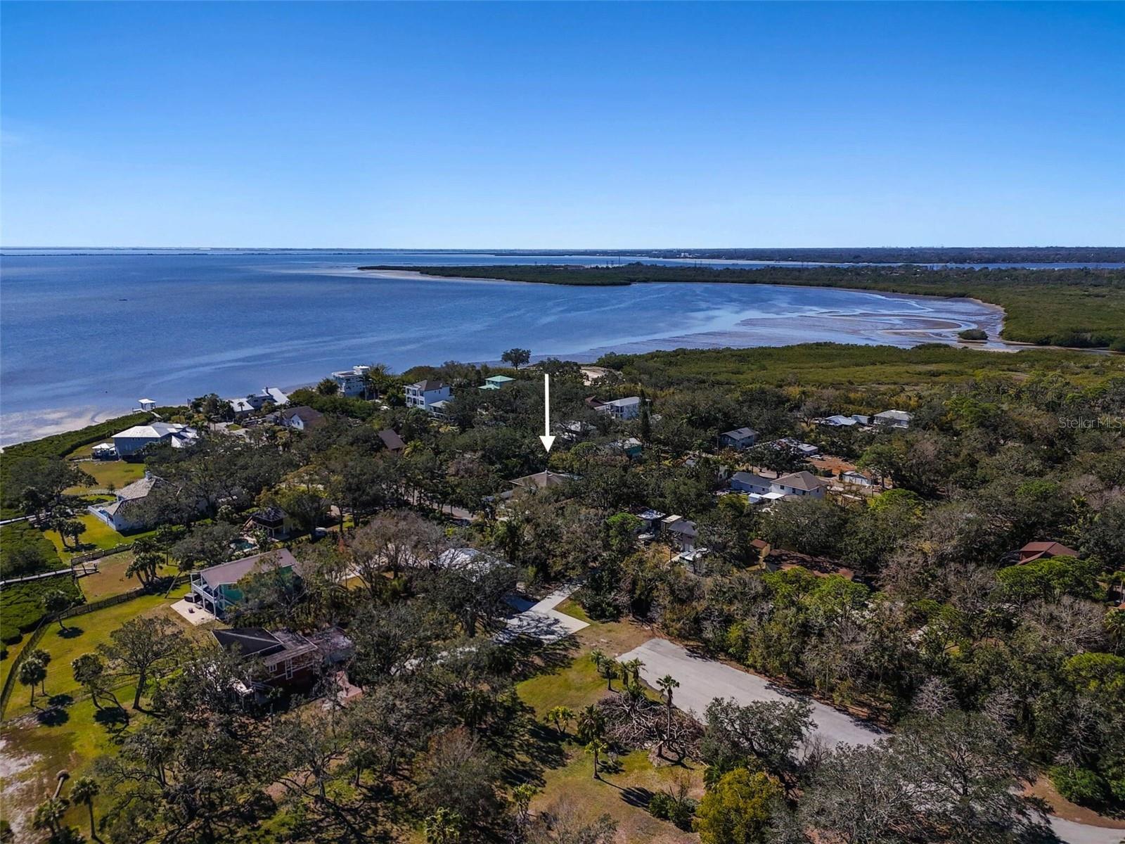 7418 BAY DR, TAMPA, FL, 33635