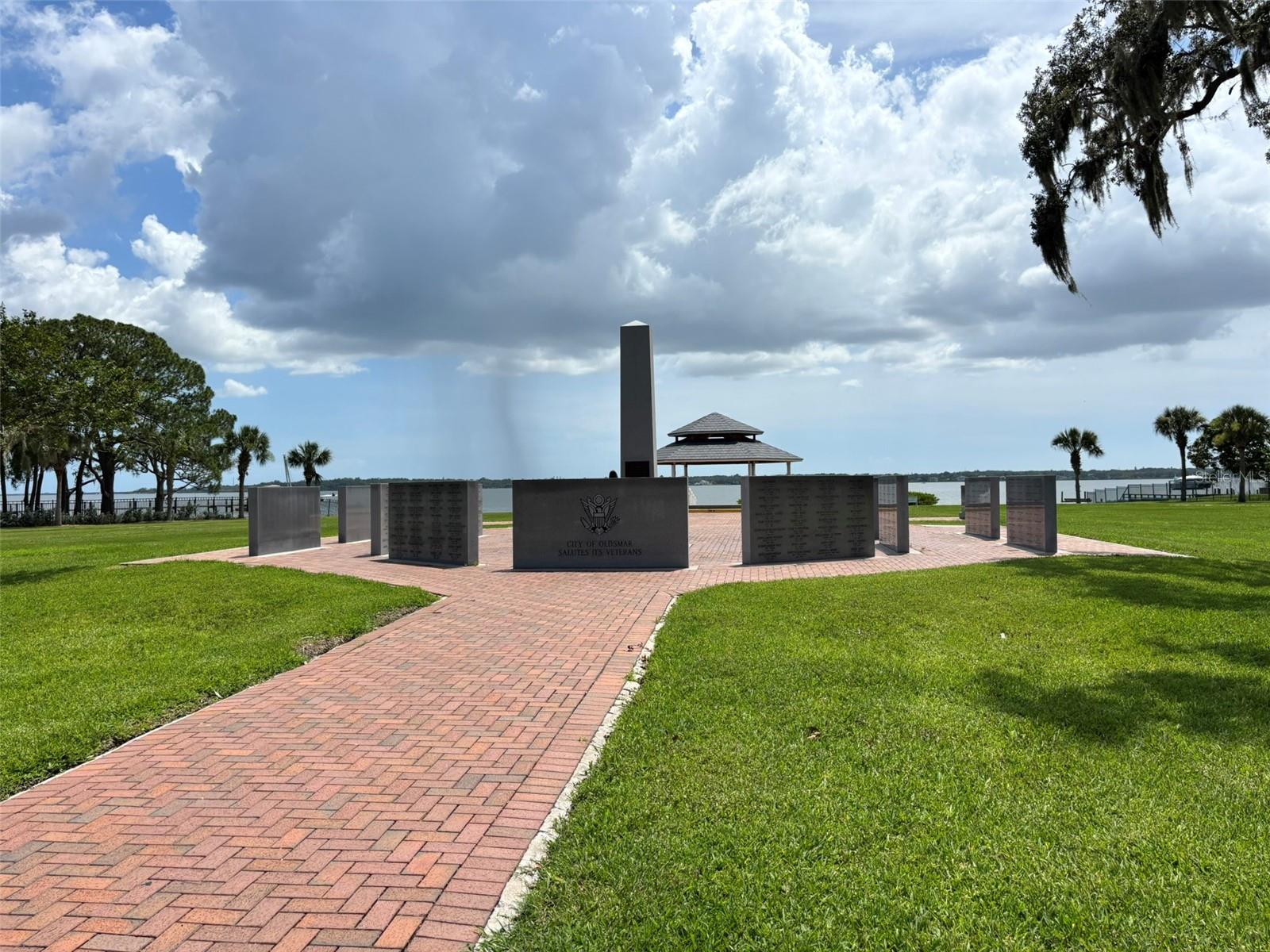 7418 BAY DR, TAMPA, FL, 33635