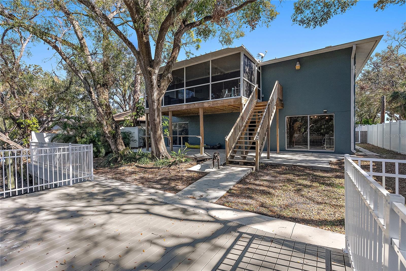 7418 BAY DR, TAMPA, FL, 33635