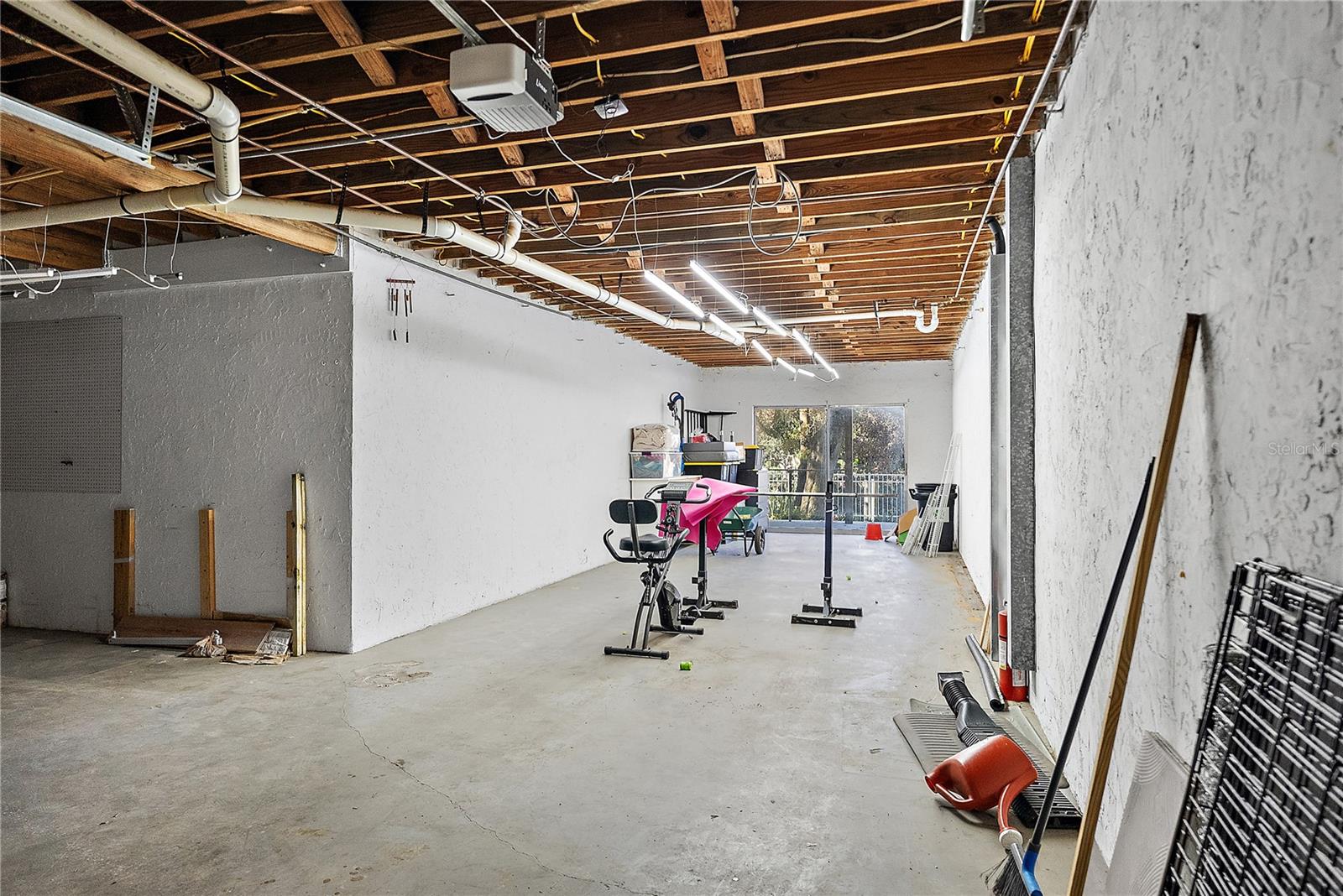 7418 BAY DR, TAMPA, FL, 33635