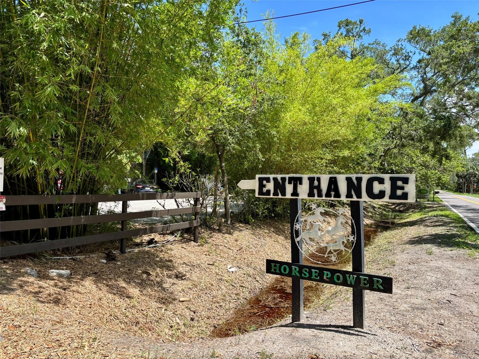 7418 BAY DR, TAMPA, FL, 33635