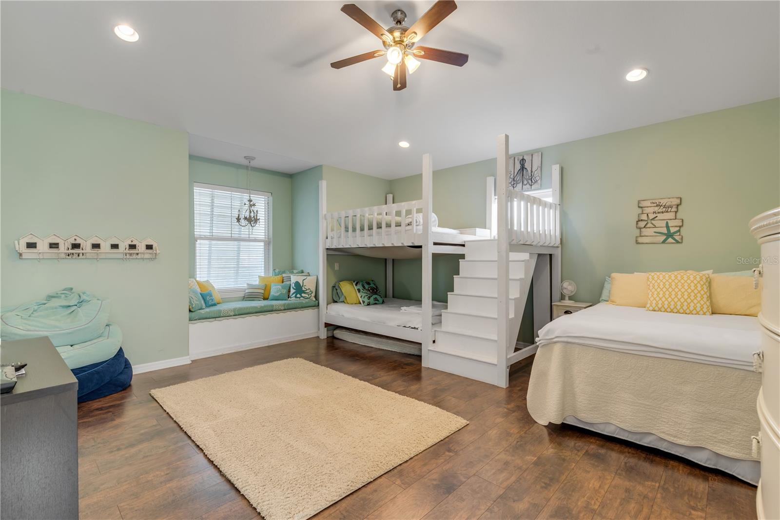 201 S COOPER ST, NEW SMYRNA BEACH, FL, 32169