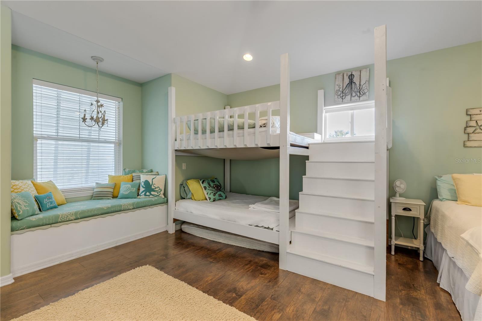 201 S COOPER ST, NEW SMYRNA BEACH, FL, 32169