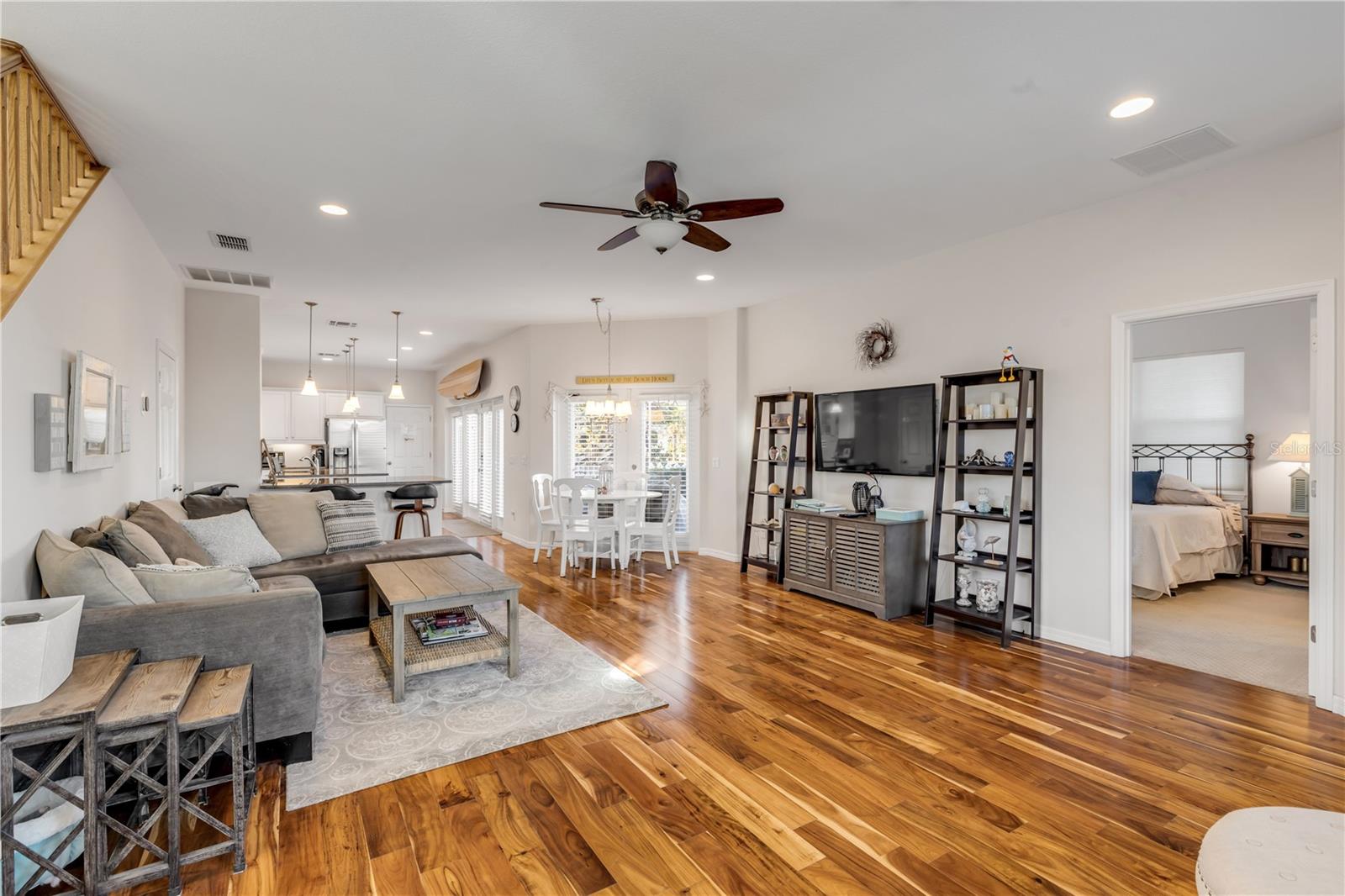 201 S COOPER ST, NEW SMYRNA BEACH, FL, 32169
