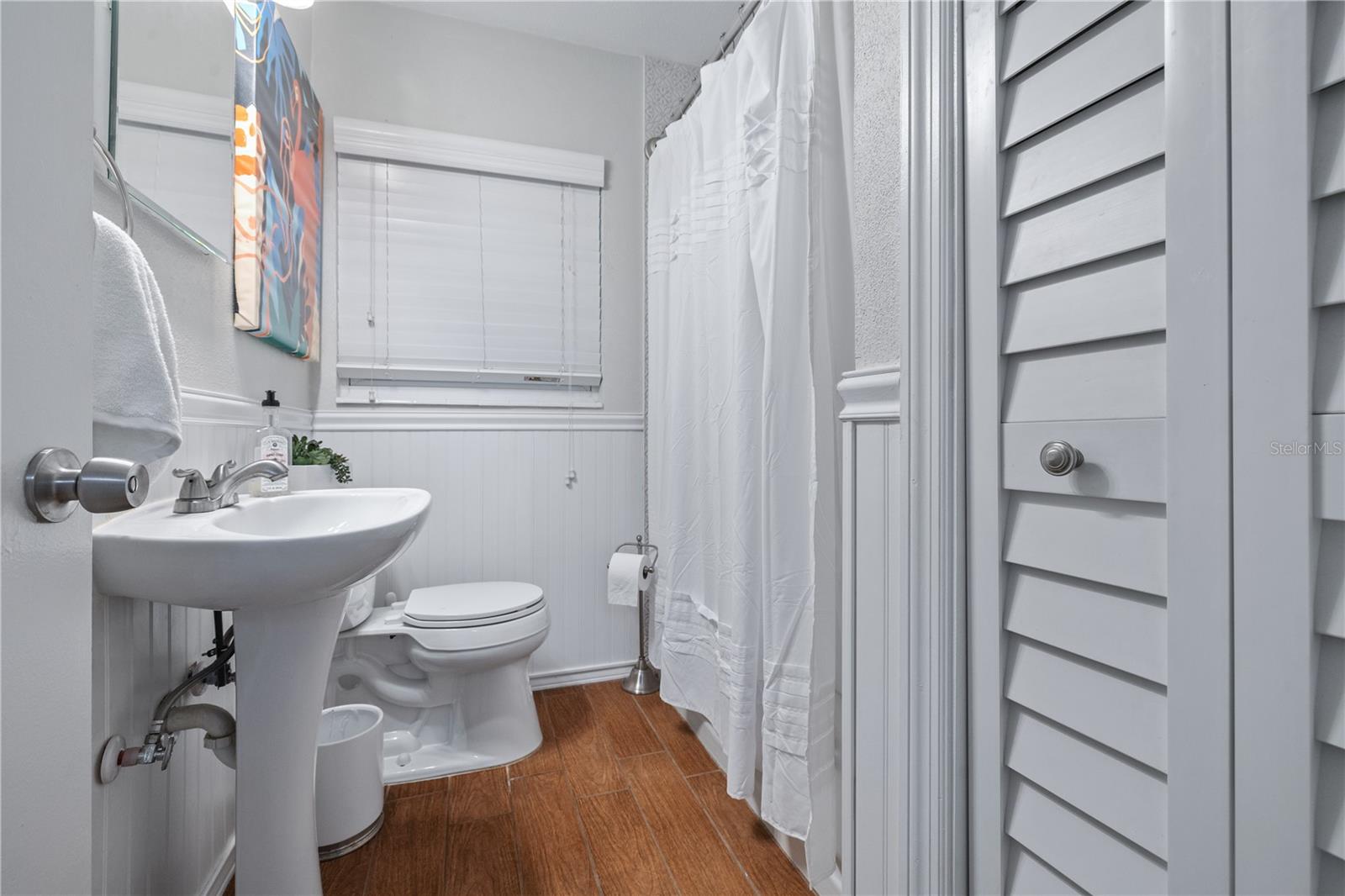 6914 N LYNN AVE, TAMPA, FL, 33604