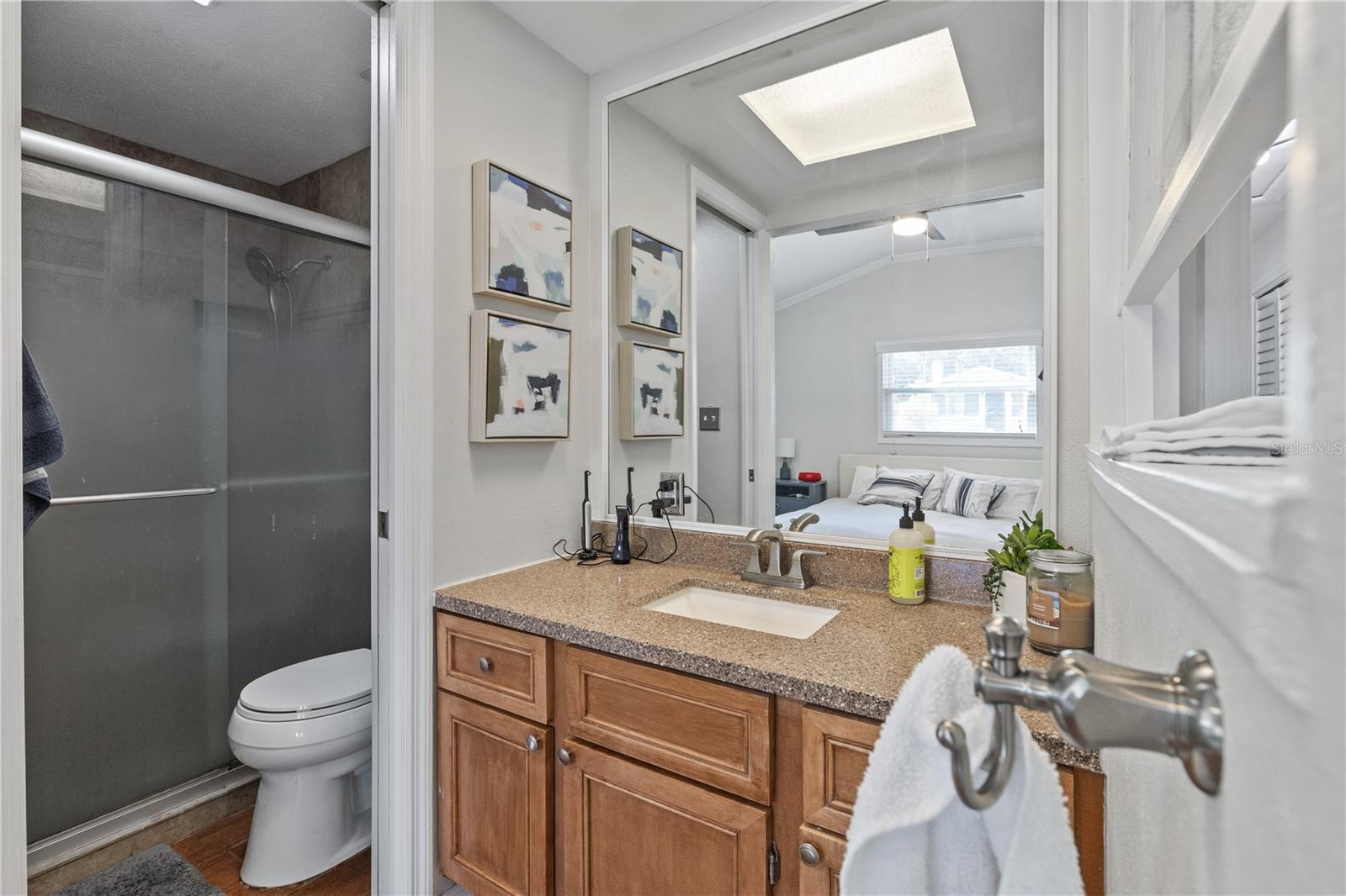 6914 N LYNN AVE, TAMPA, FL, 33604