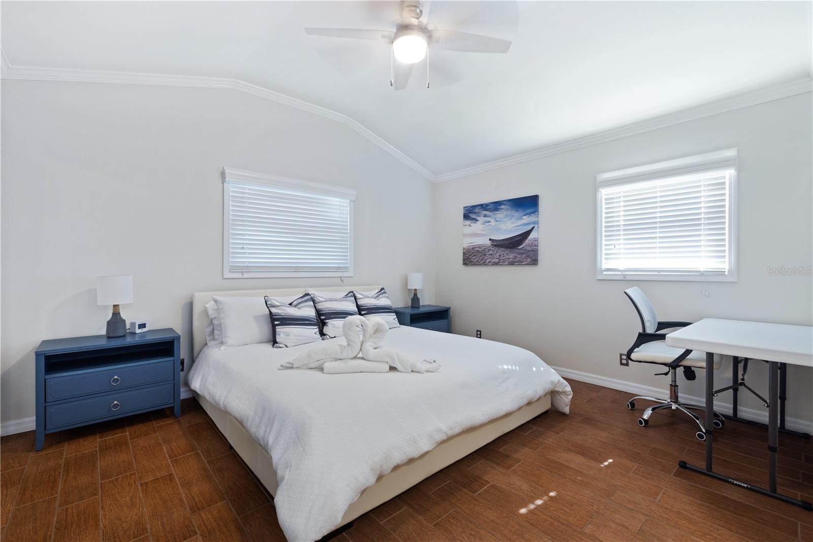 6914 N LYNN AVE, TAMPA, FL, 33604