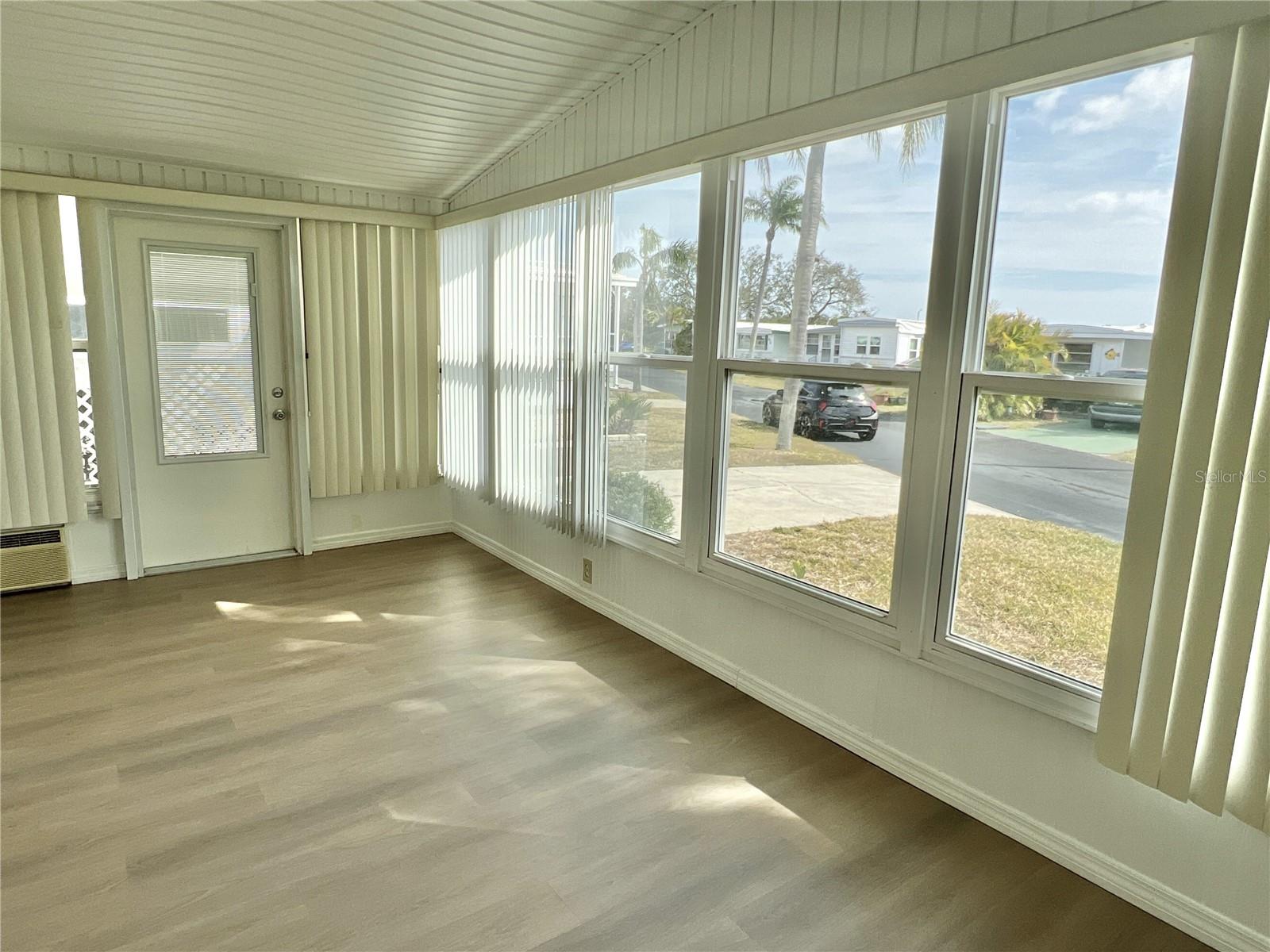 641 MOUNT LANCASTER AVE NE #637, ST PETERSBURG, FL, 33702