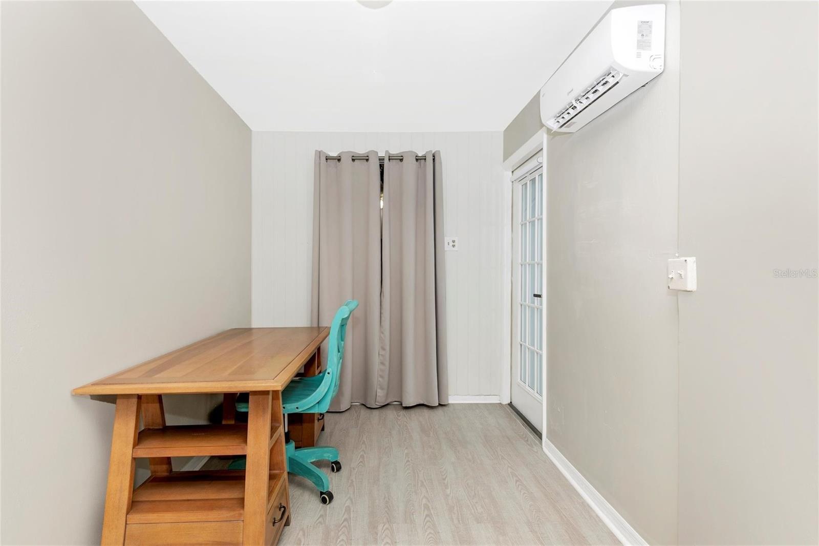 1502 CHANDLER AVE #B, CLEARWATER, FL, 33755