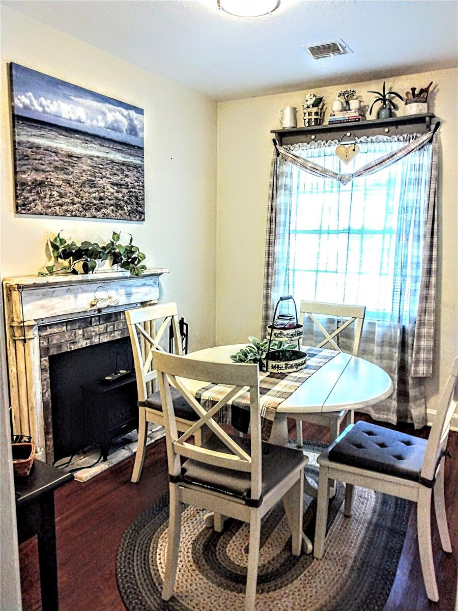 1122 NE 9TH ST, OCALA, FL, 34470