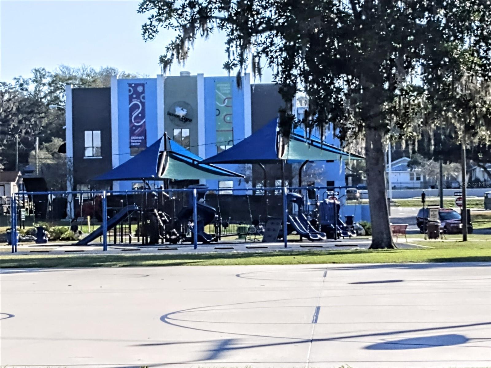 1122 NE 9TH ST, OCALA, FL, 34470