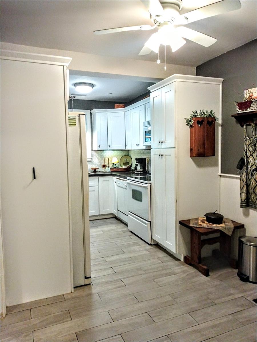 1122 NE 9TH ST, OCALA, FL, 34470