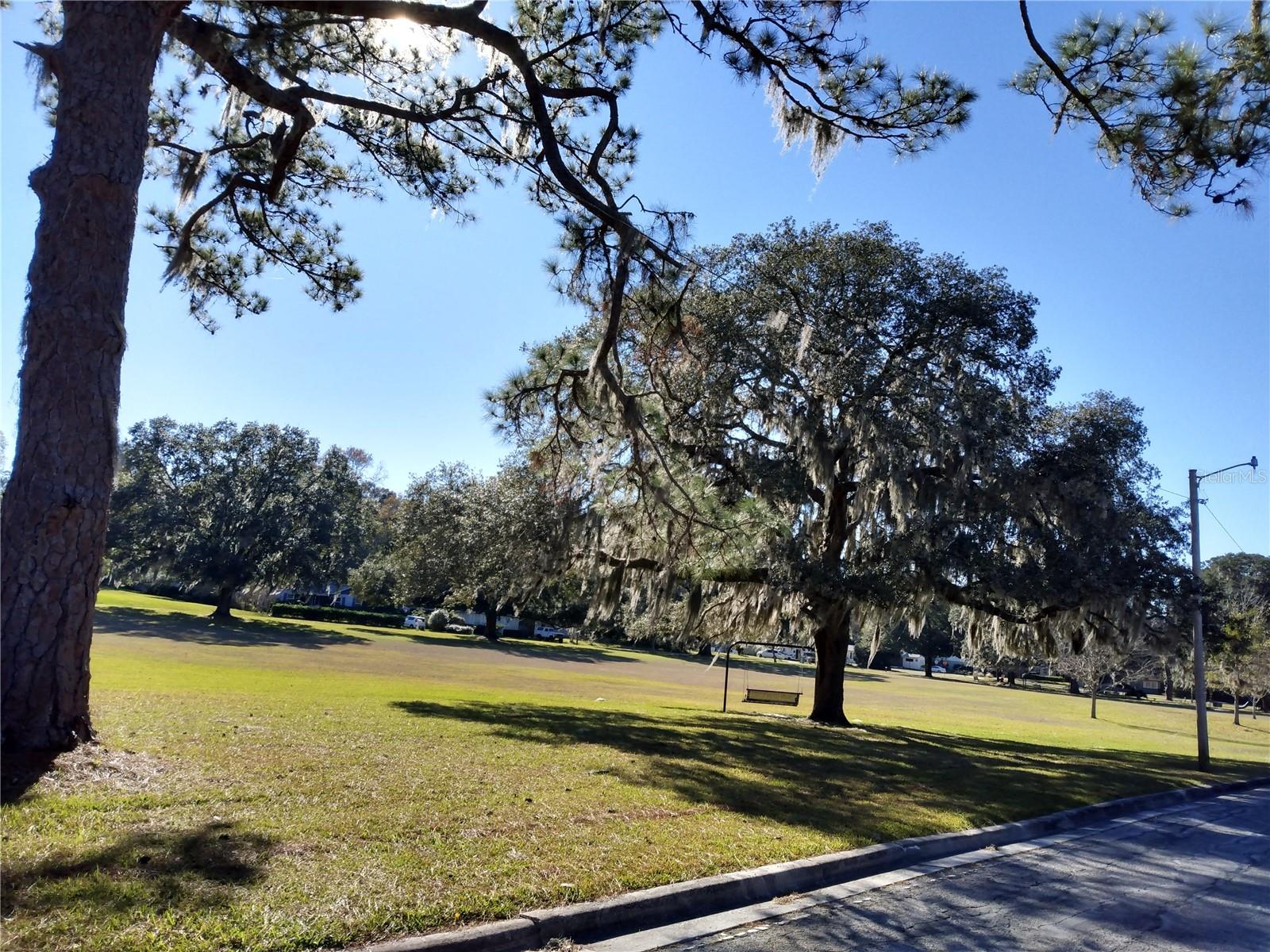 1122 NE 9TH ST, OCALA, FL, 34470