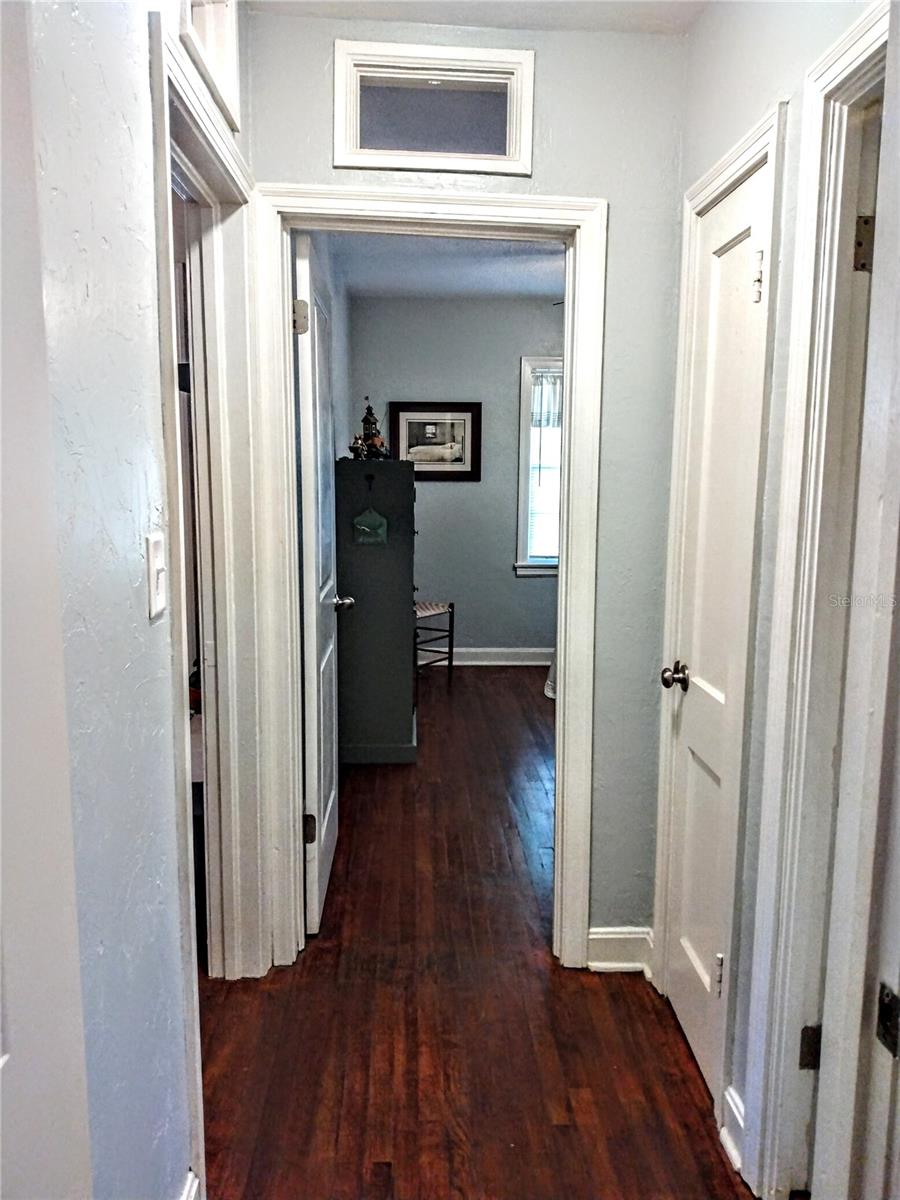 1122 NE 9TH ST, OCALA, FL, 34470