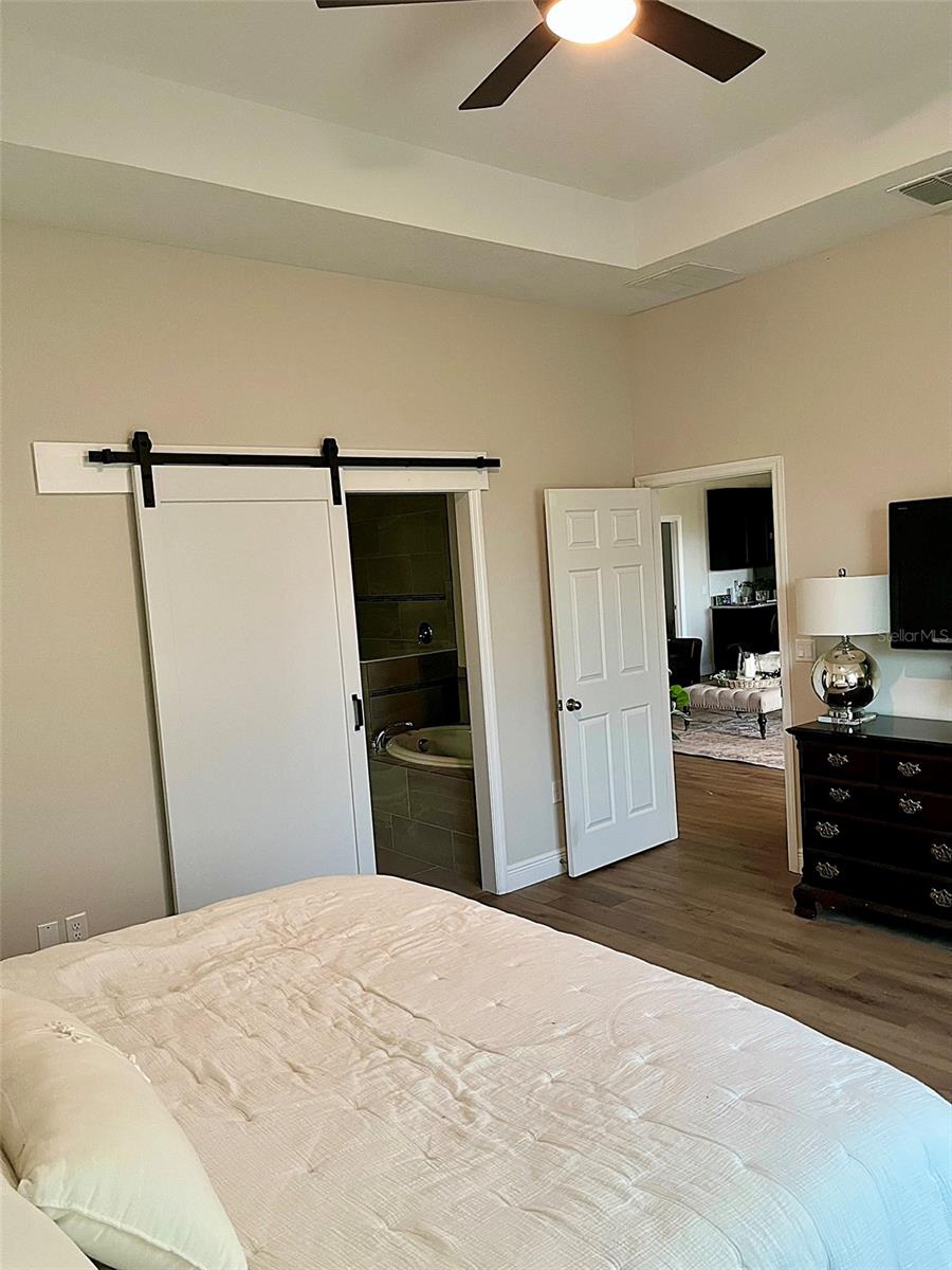 24400 CALUSA BLVD, EUSTIS, FL, 32736