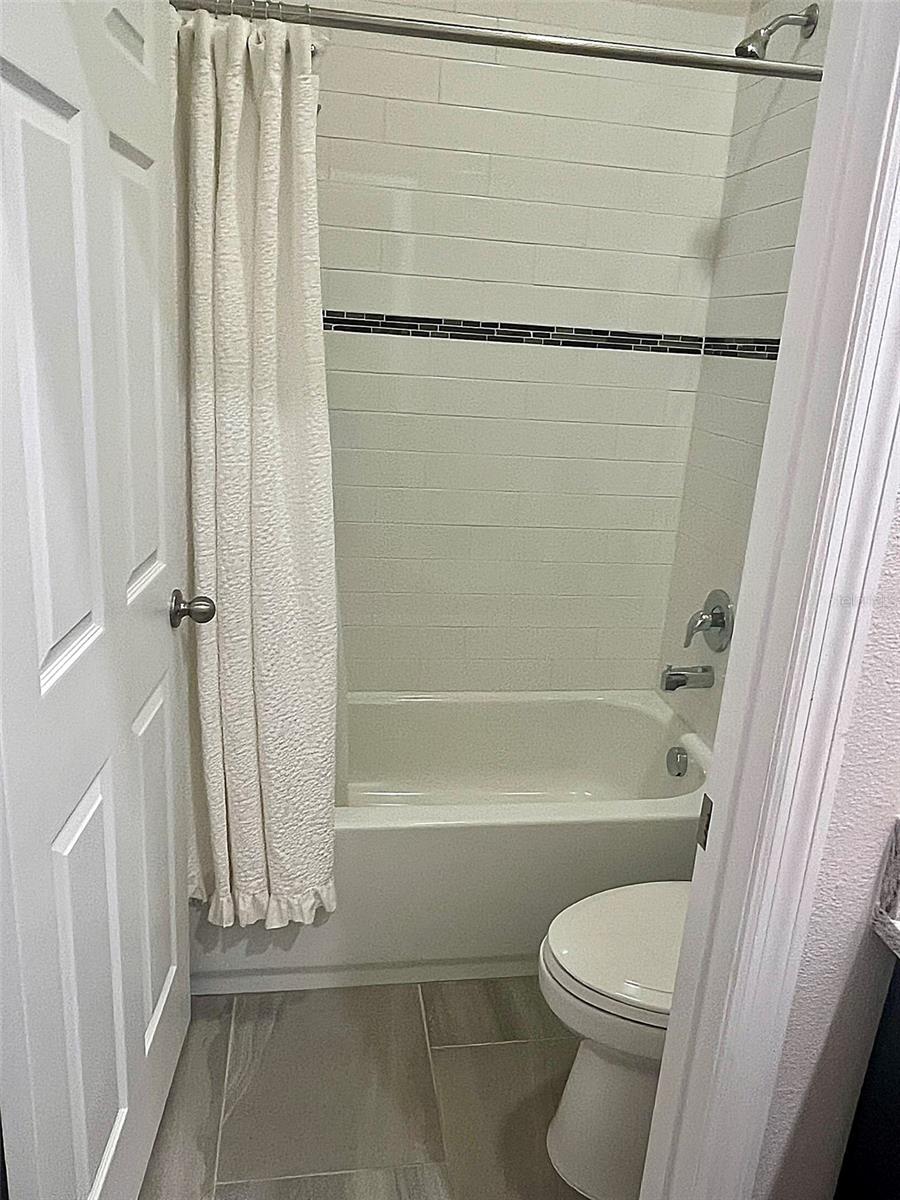 24400 CALUSA BLVD, EUSTIS, FL, 32736