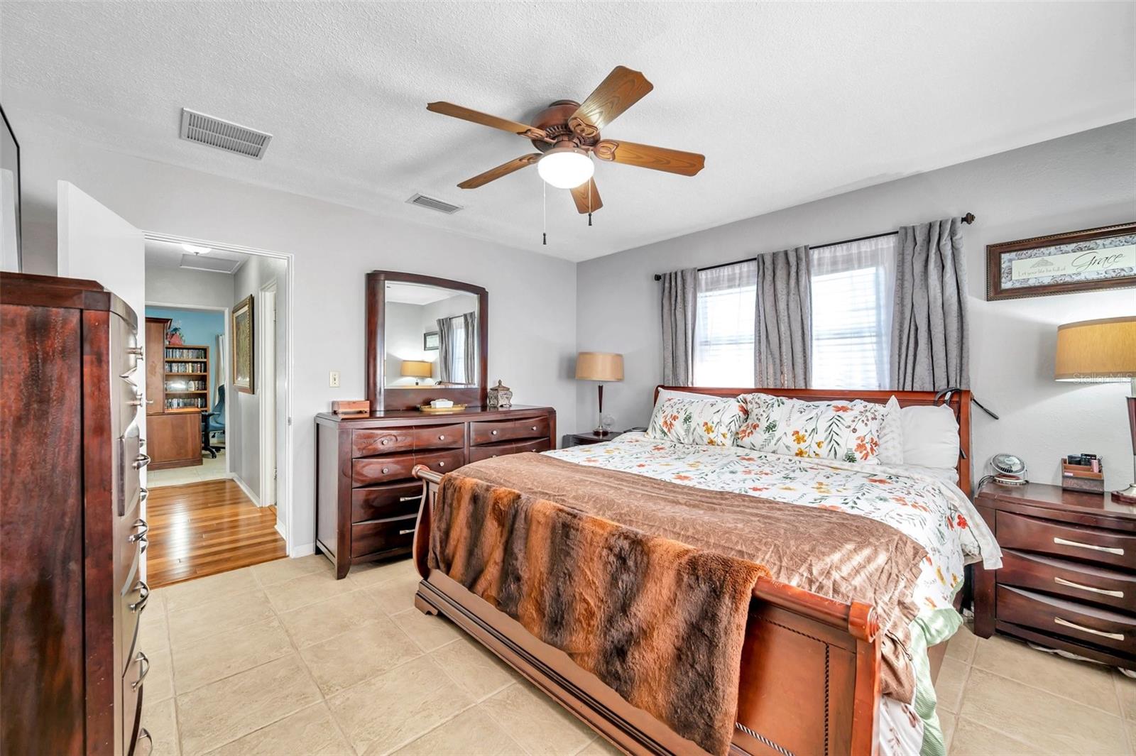 5229 26TH AVE N, ST PETERSBURG, FL, 33710