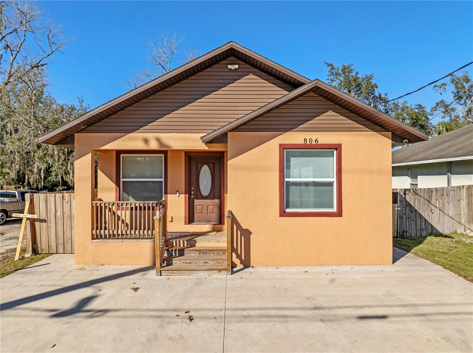 806 E LAURA ST, PLANT CITY, FL, 33563