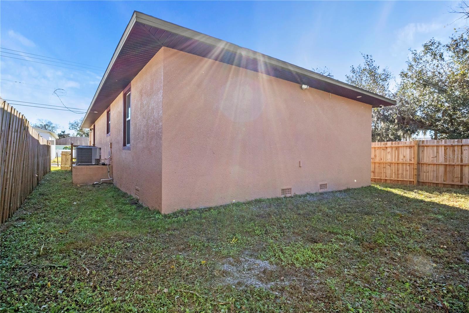 806 E LAURA ST, PLANT CITY, FL, 33563