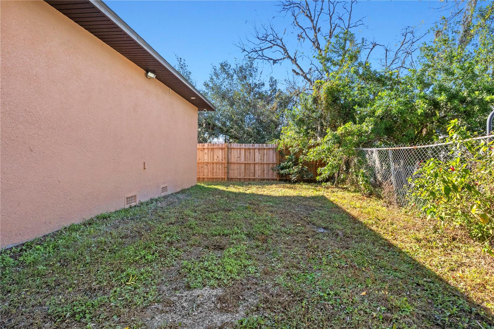 806 E LAURA ST, PLANT CITY, FL, 33563