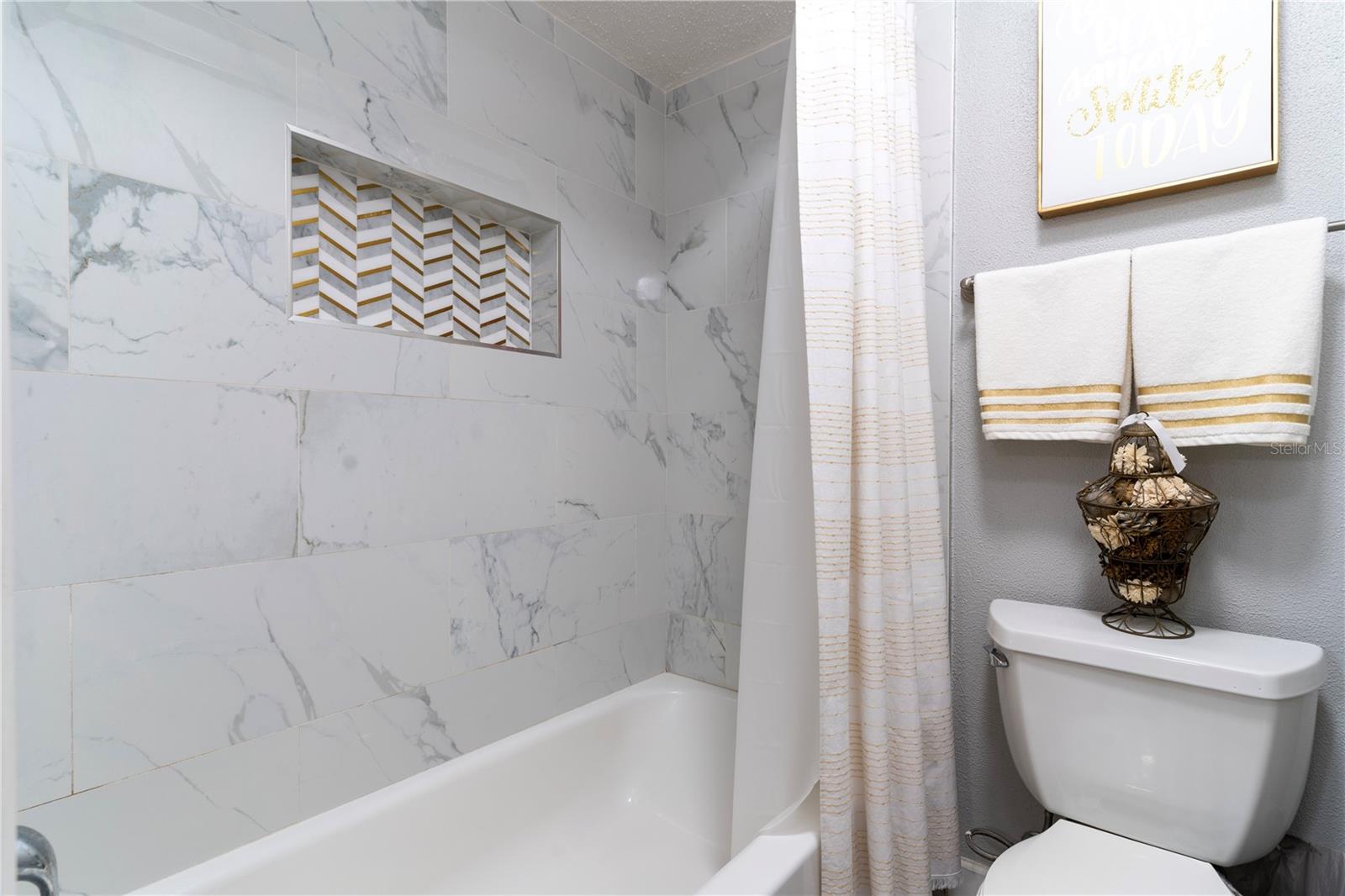 14004 CASCADE LN, TAMPA, FL, 33618