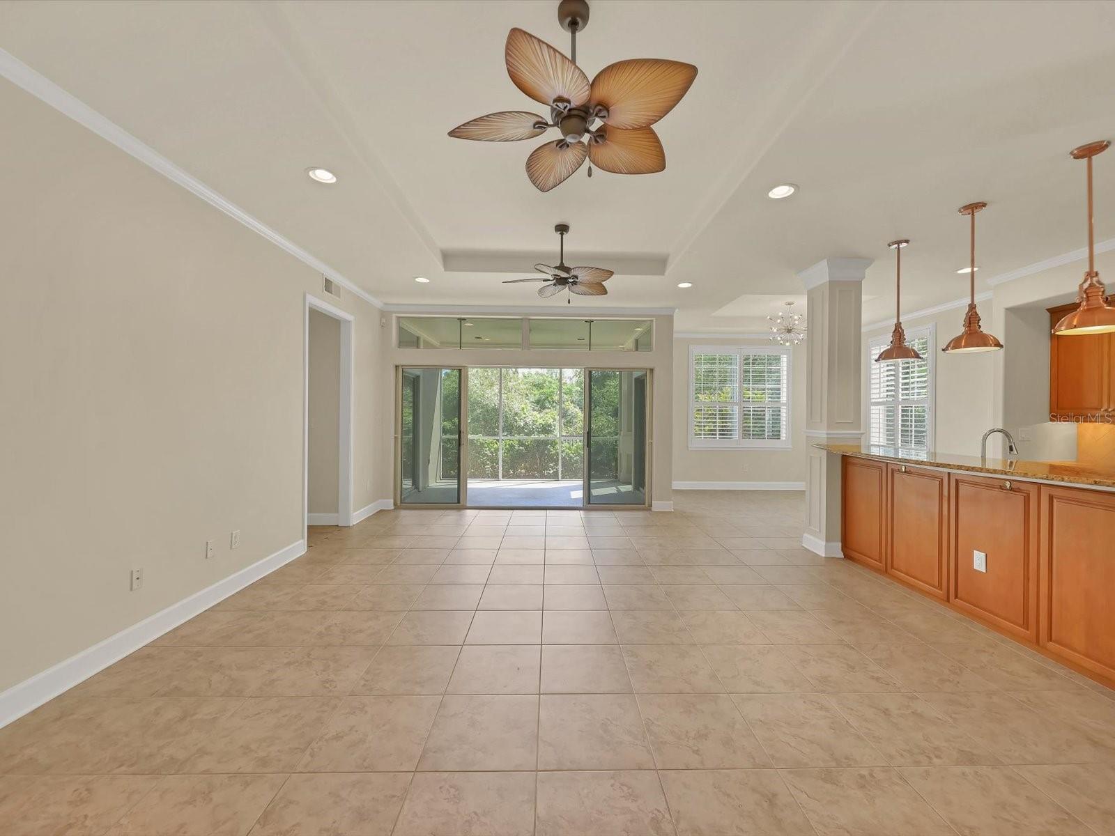 8023 ST SIMONS ST #8023, UNIVERSITY PARK, FL, 34201