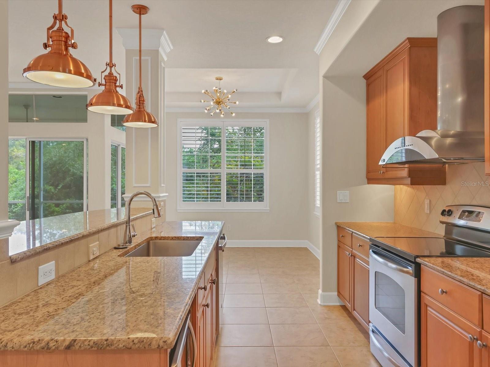 8023 ST SIMONS ST #8023, UNIVERSITY PARK, FL, 34201