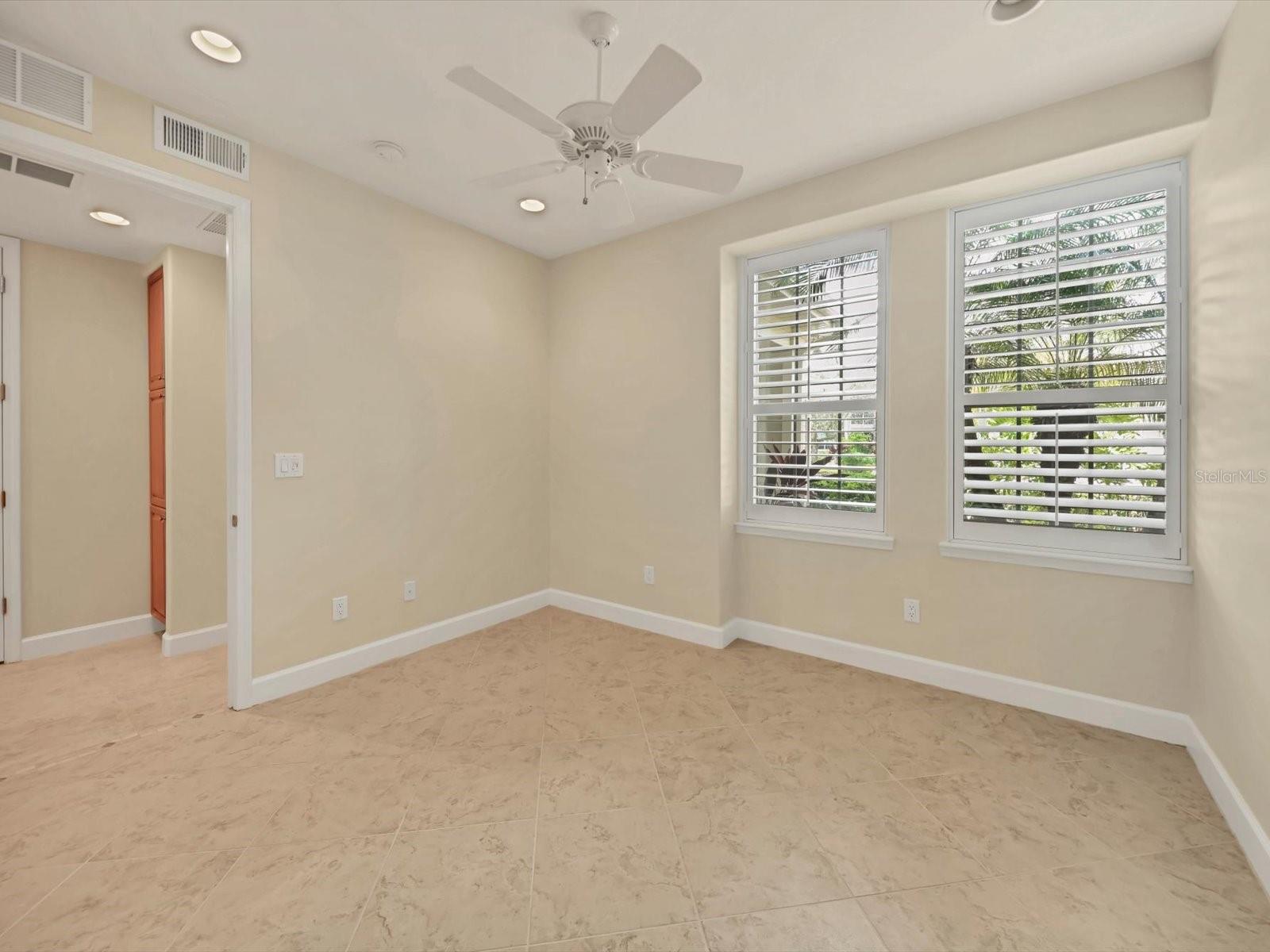 8023 ST SIMONS ST #8023, UNIVERSITY PARK, FL, 34201