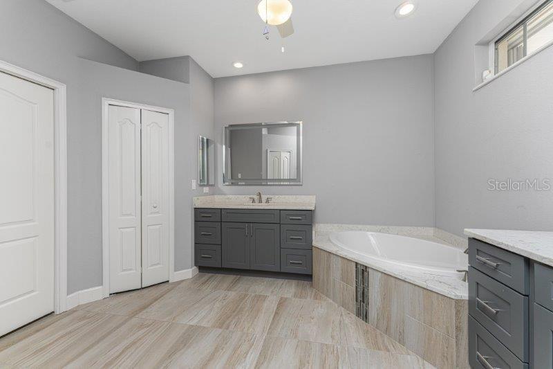 1030 VIA FORMIA, PUNTA GORDA, FL, 33950