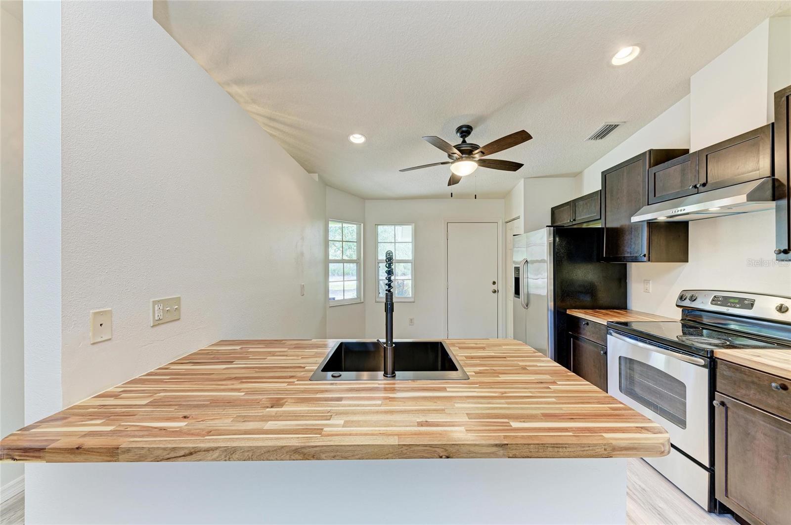 7930 VERNA BETHANY RD, MYAKKA CITY, FL, 34251