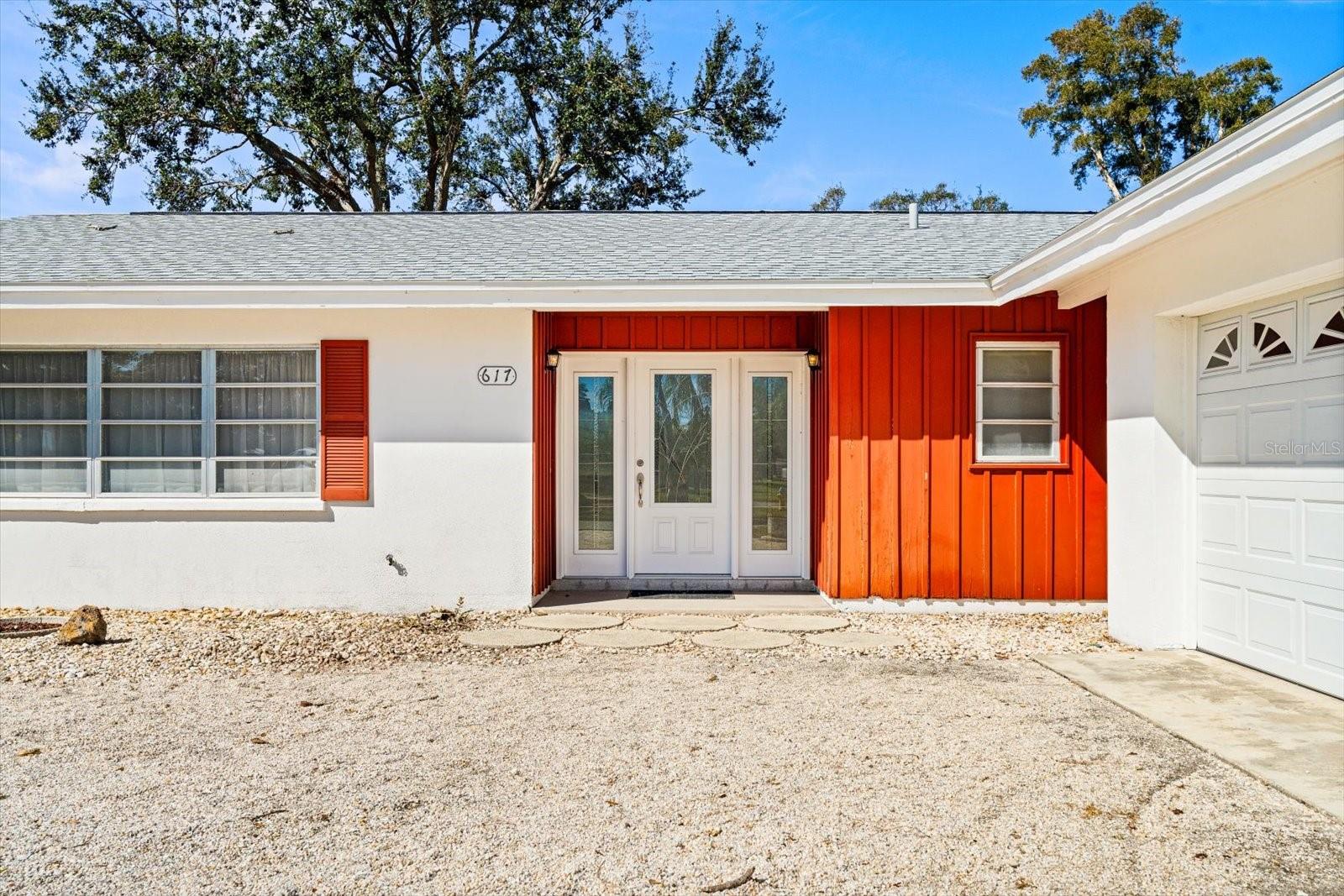 617 WHITFIELD AVE, SARASOTA, FL, 34243