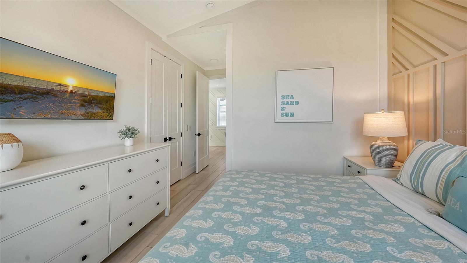 421 PINE AVE, ANNA MARIA, FL, 34216