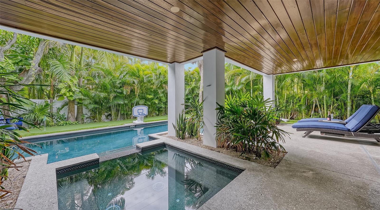 421 PINE AVE, ANNA MARIA, FL, 34216