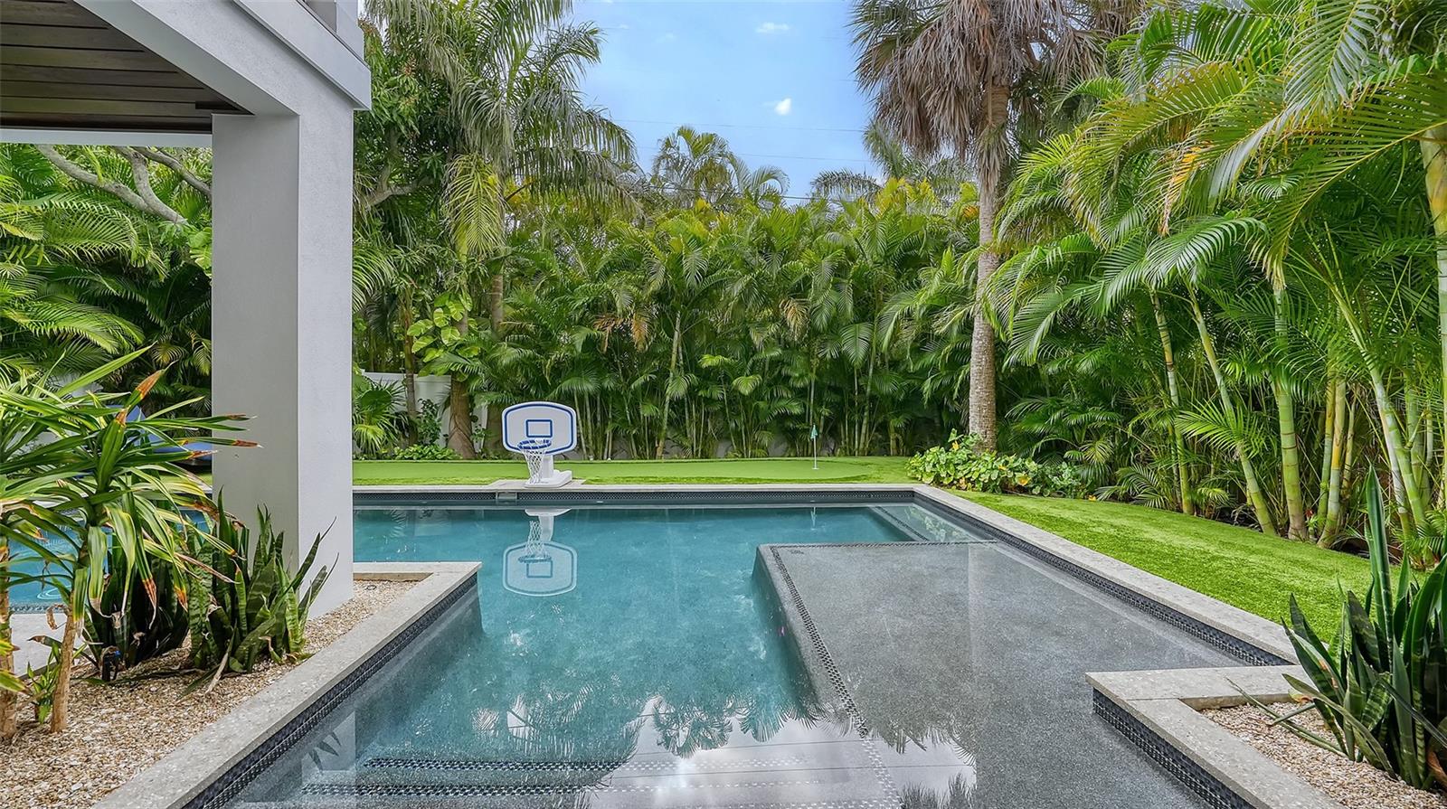 421 PINE AVE, ANNA MARIA, FL, 34216