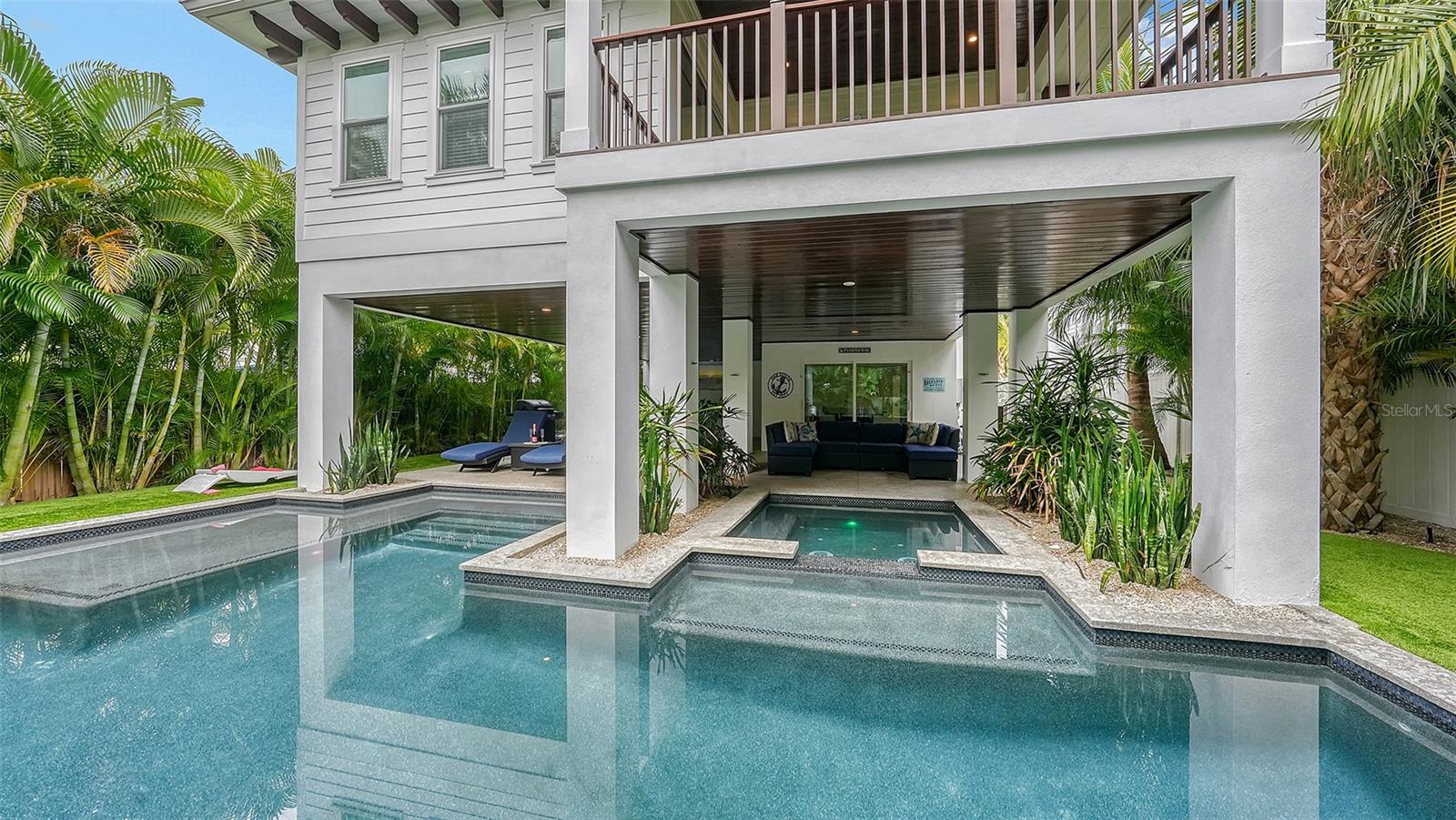 421 PINE AVE, ANNA MARIA, FL, 34216