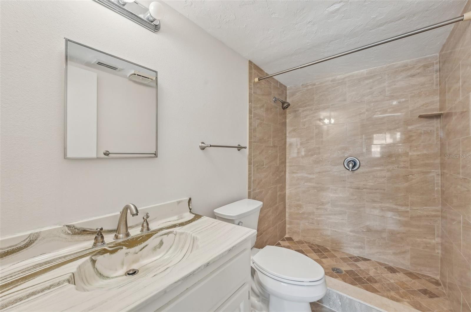 250 SANTA MARIA ST #120, VENICE, FL, 34285