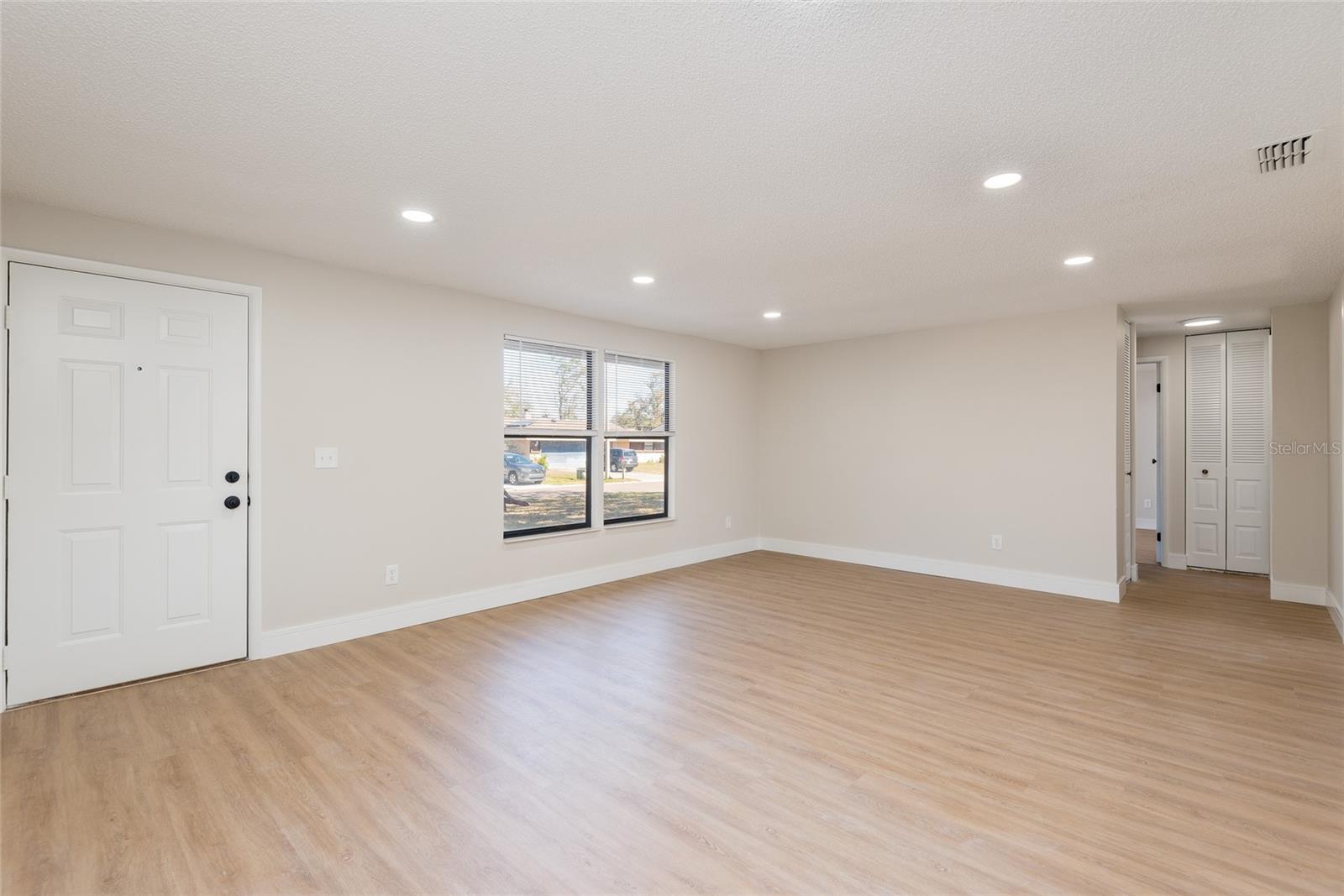 615 CEDAR GROVE DR, BRANDON, FL, 33511