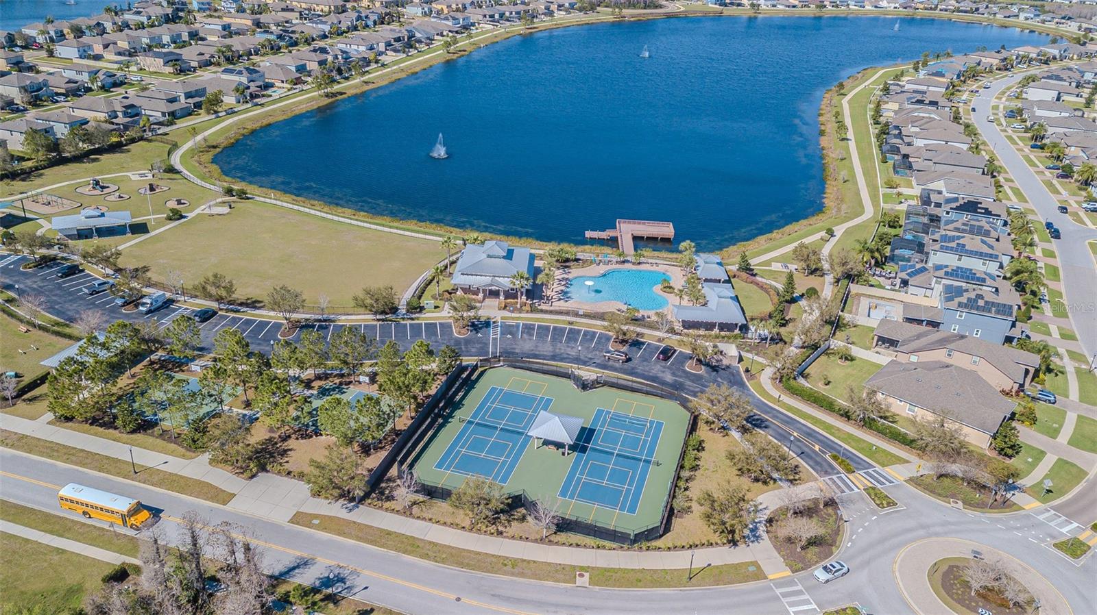 18304 ROSEATE DR, LUTZ, FL, 33558