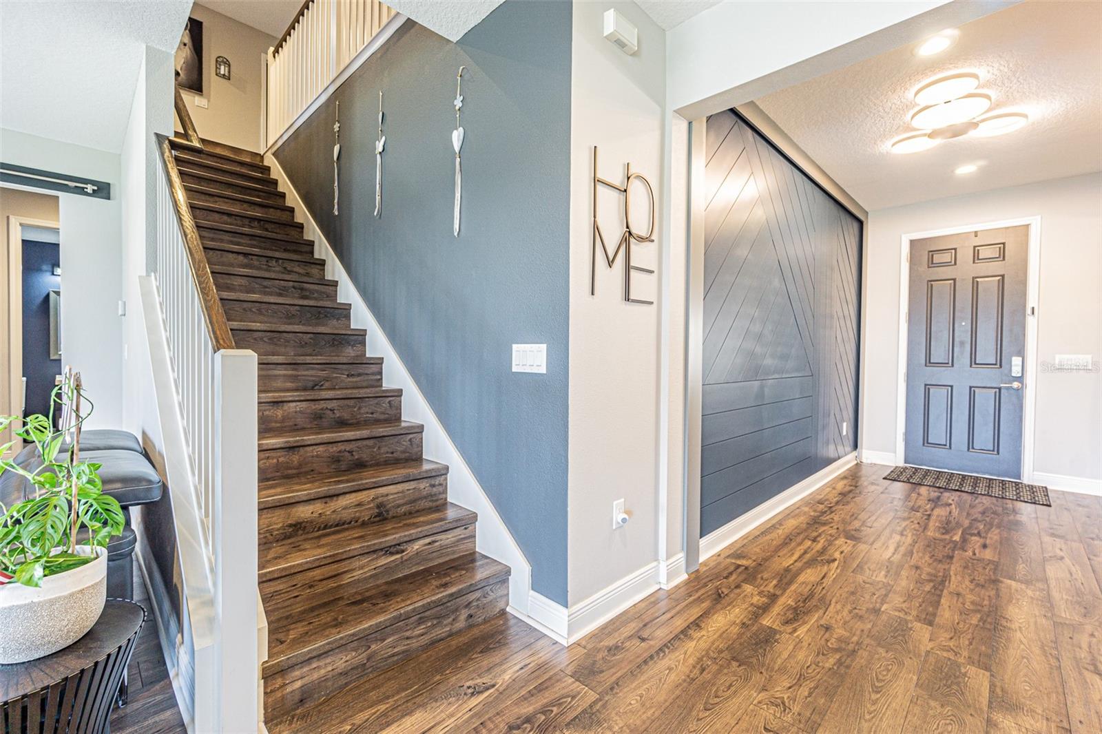 18304 ROSEATE DR, LUTZ, FL, 33558